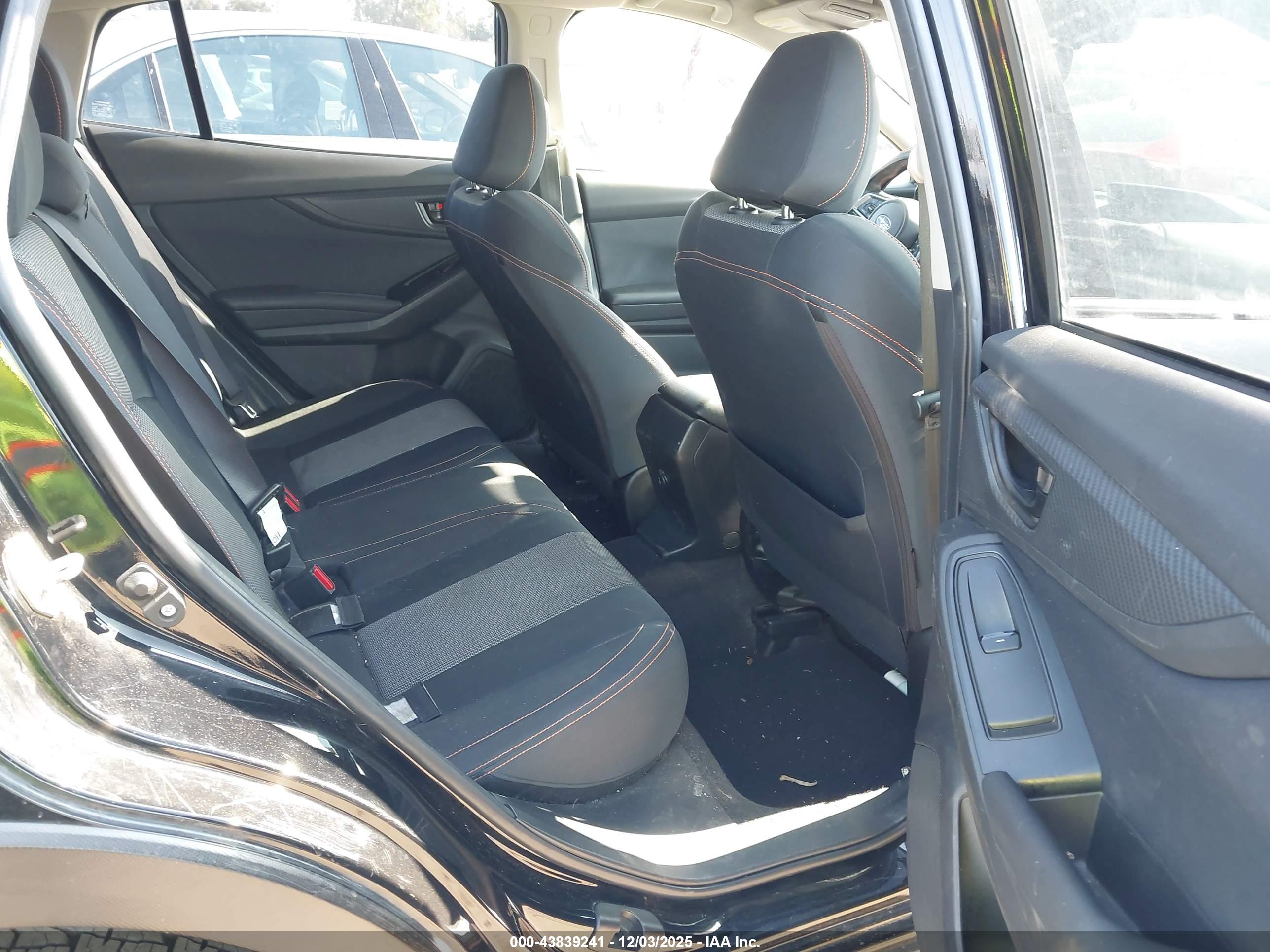 SUBARU CROSSTREK image 8