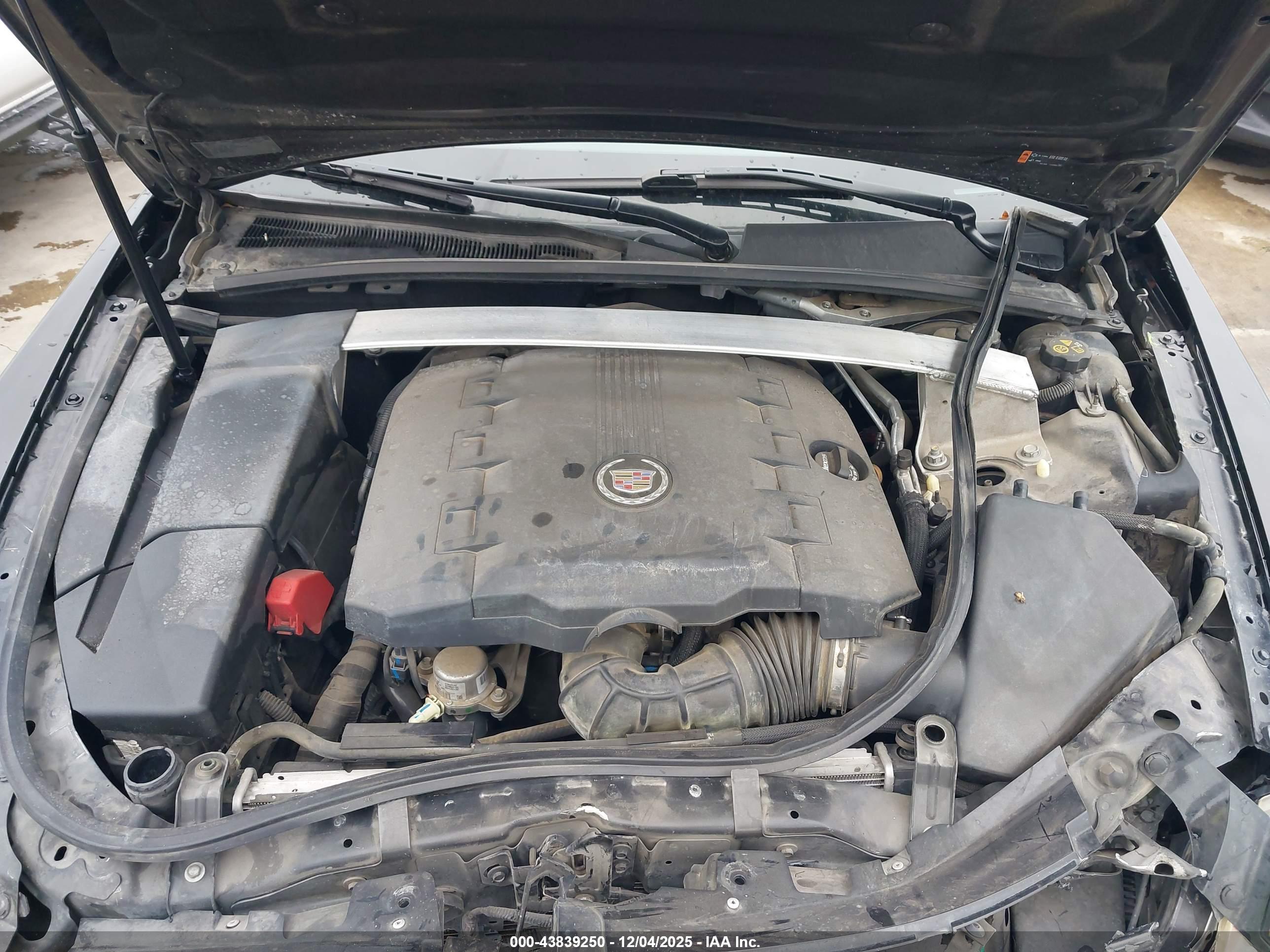 CADILLAC CTS image 10