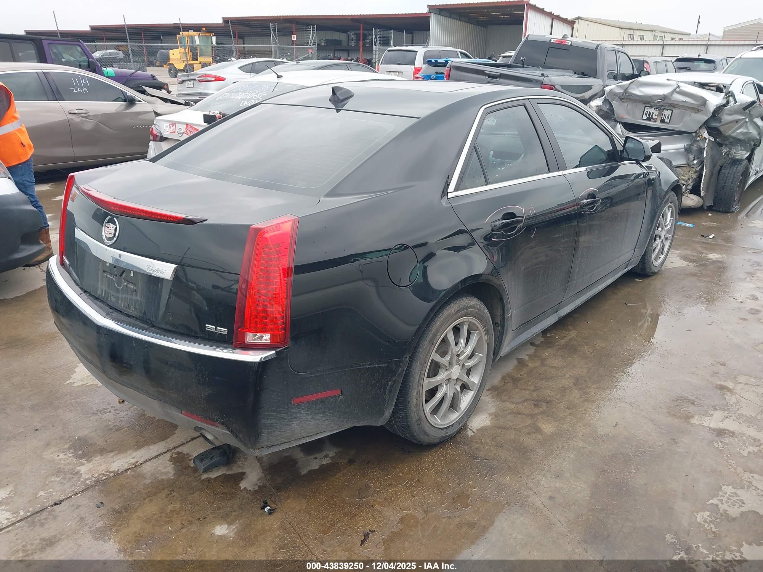 CADILLAC CTS image 4