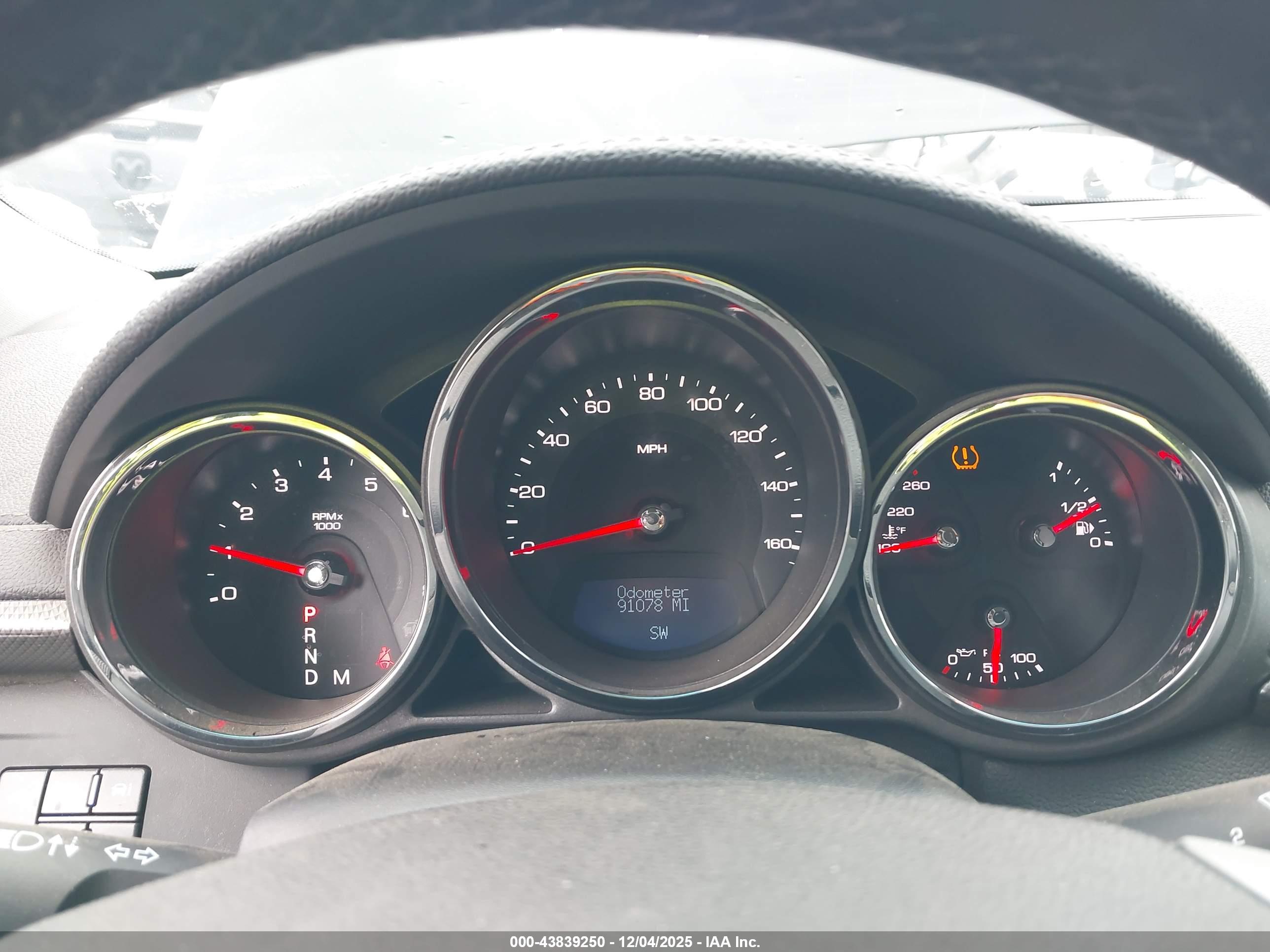 CADILLAC CTS image 7