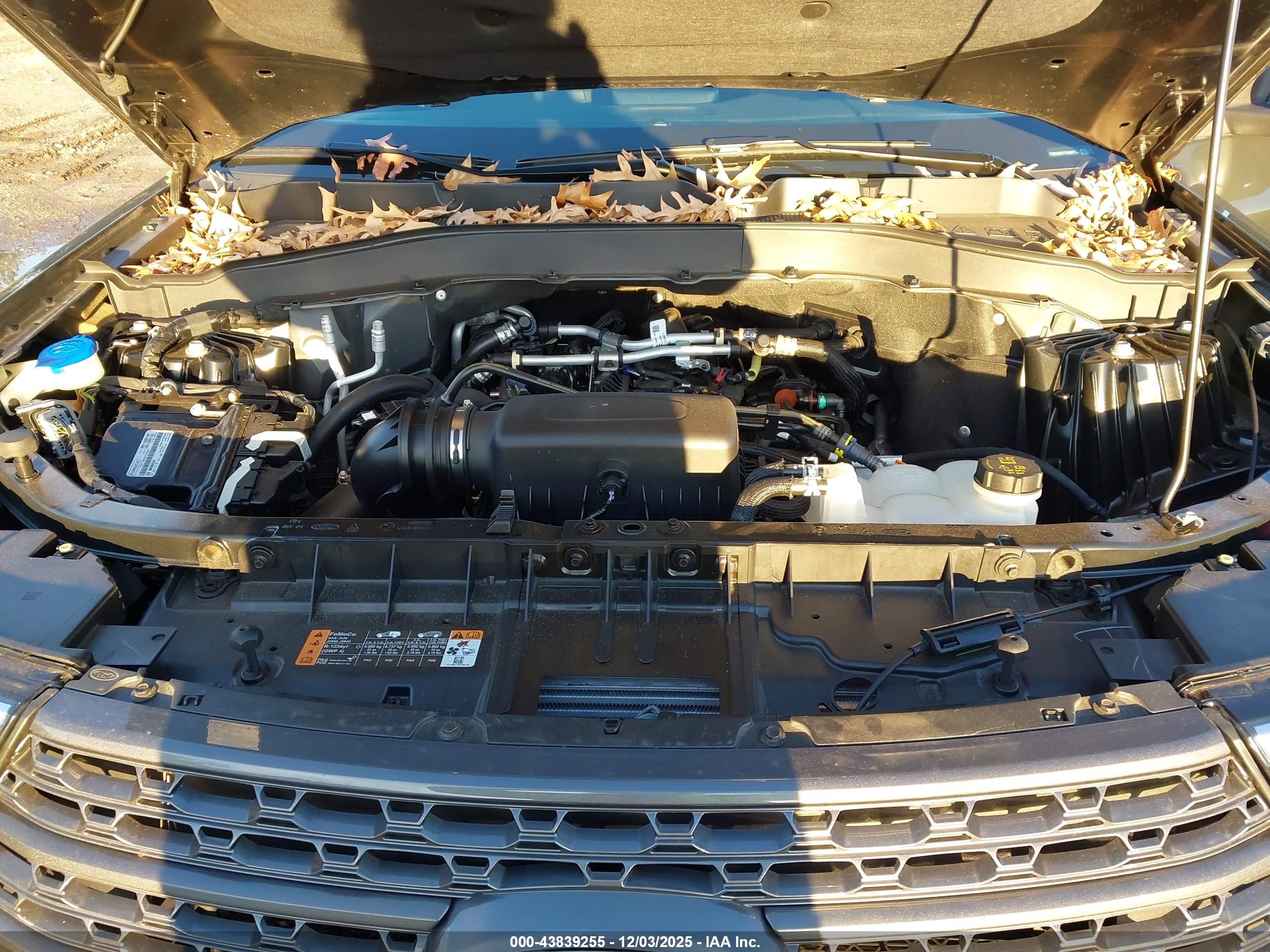 FORD EXPLORER image 10
