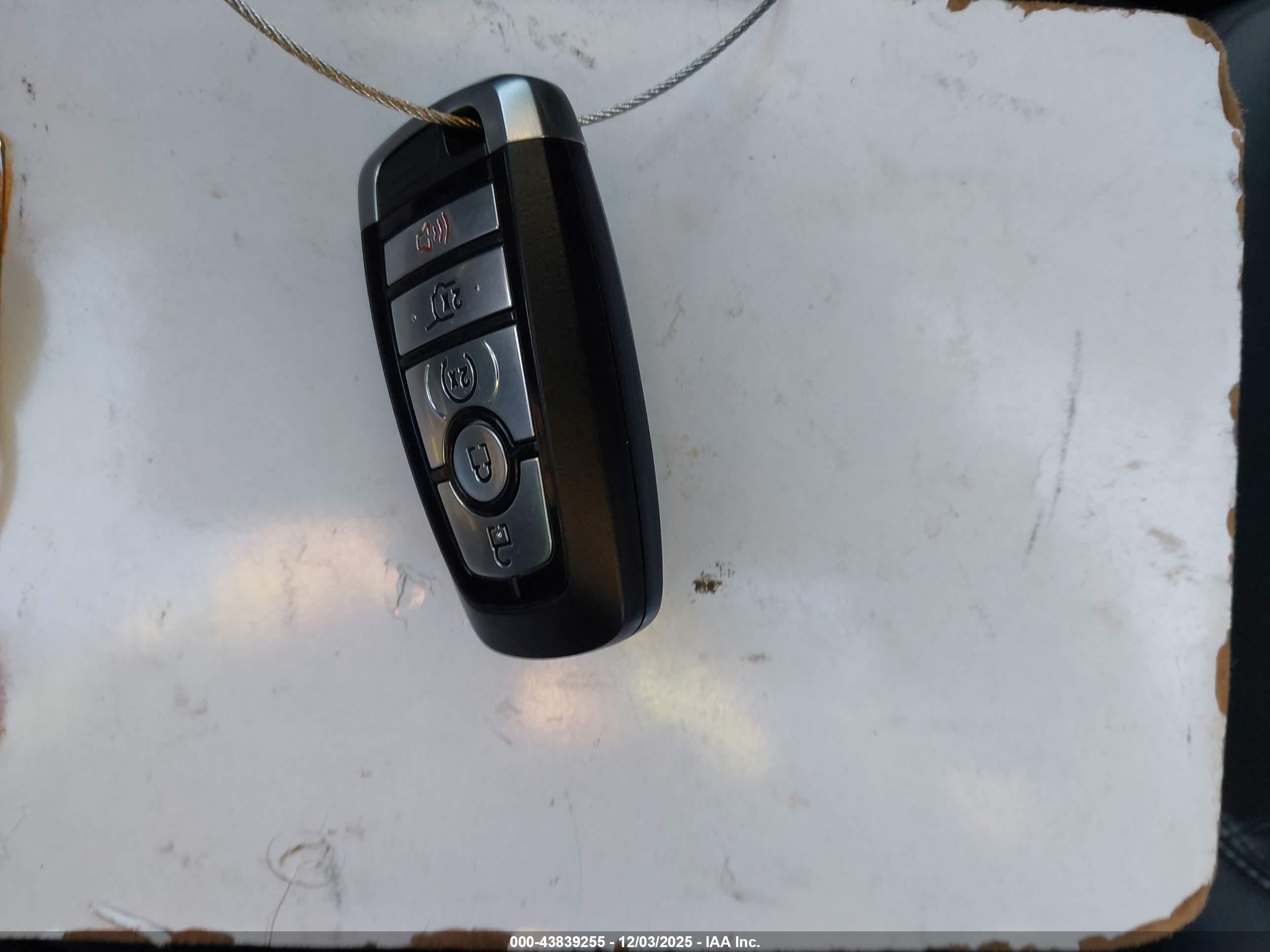 FORD EXPLORER image 11