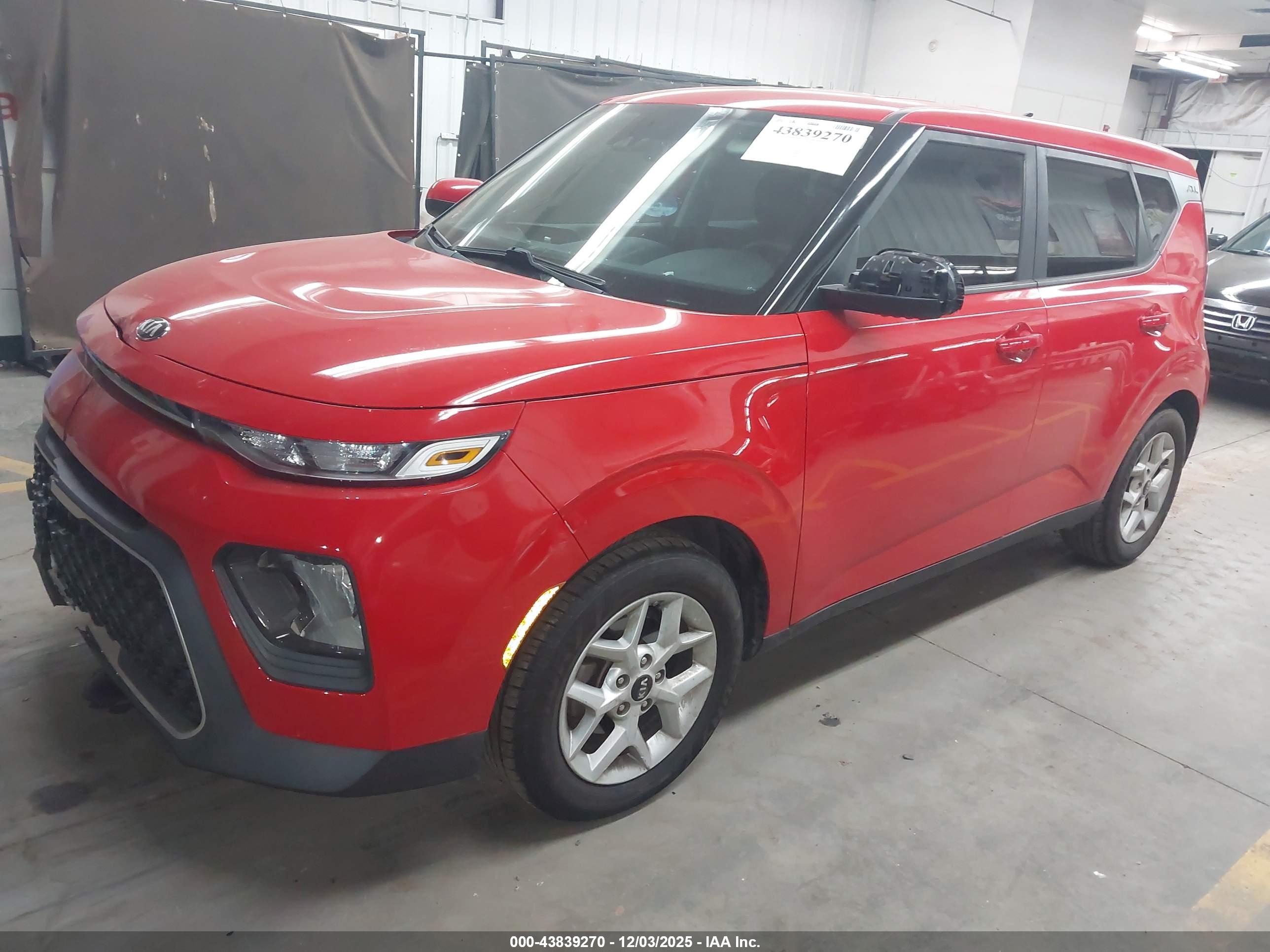 KIA SOUL image 2