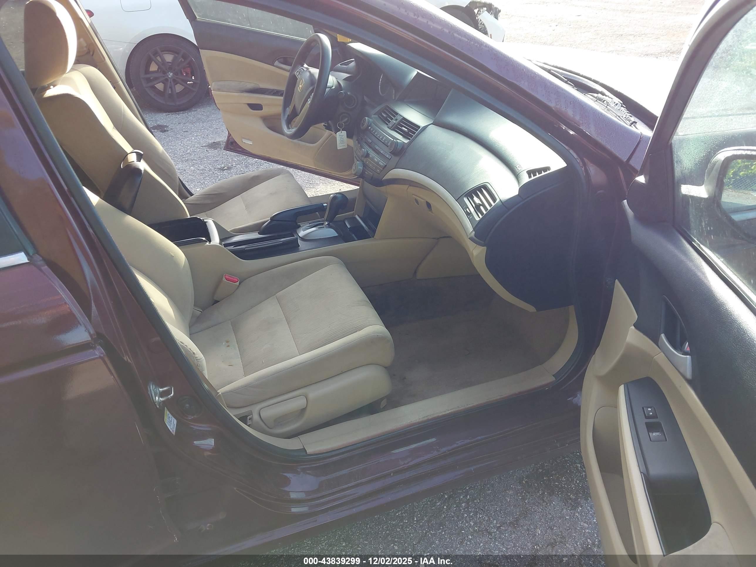 HONDA ACCORD image 5
