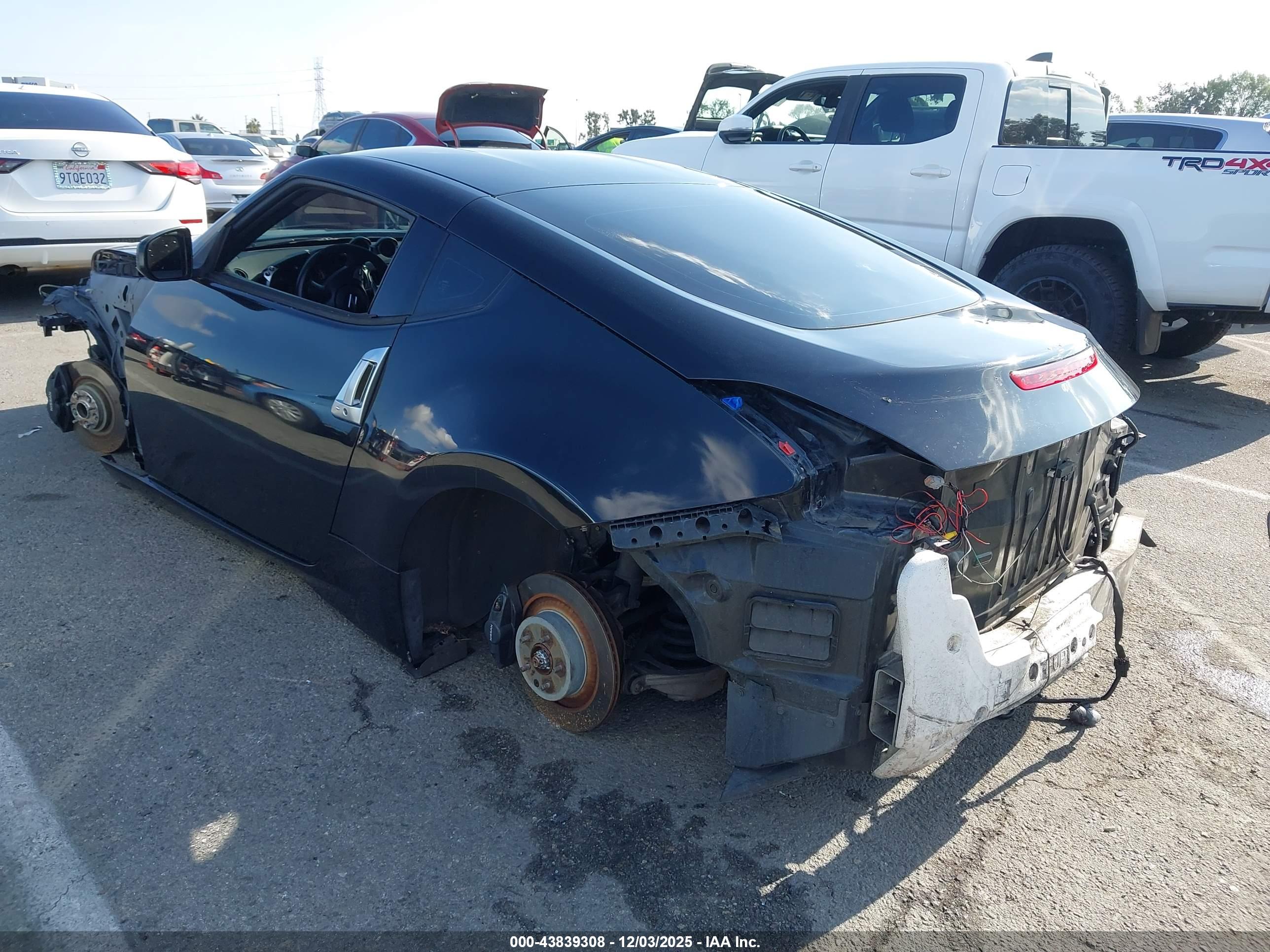 NISSAN 370Z image 3