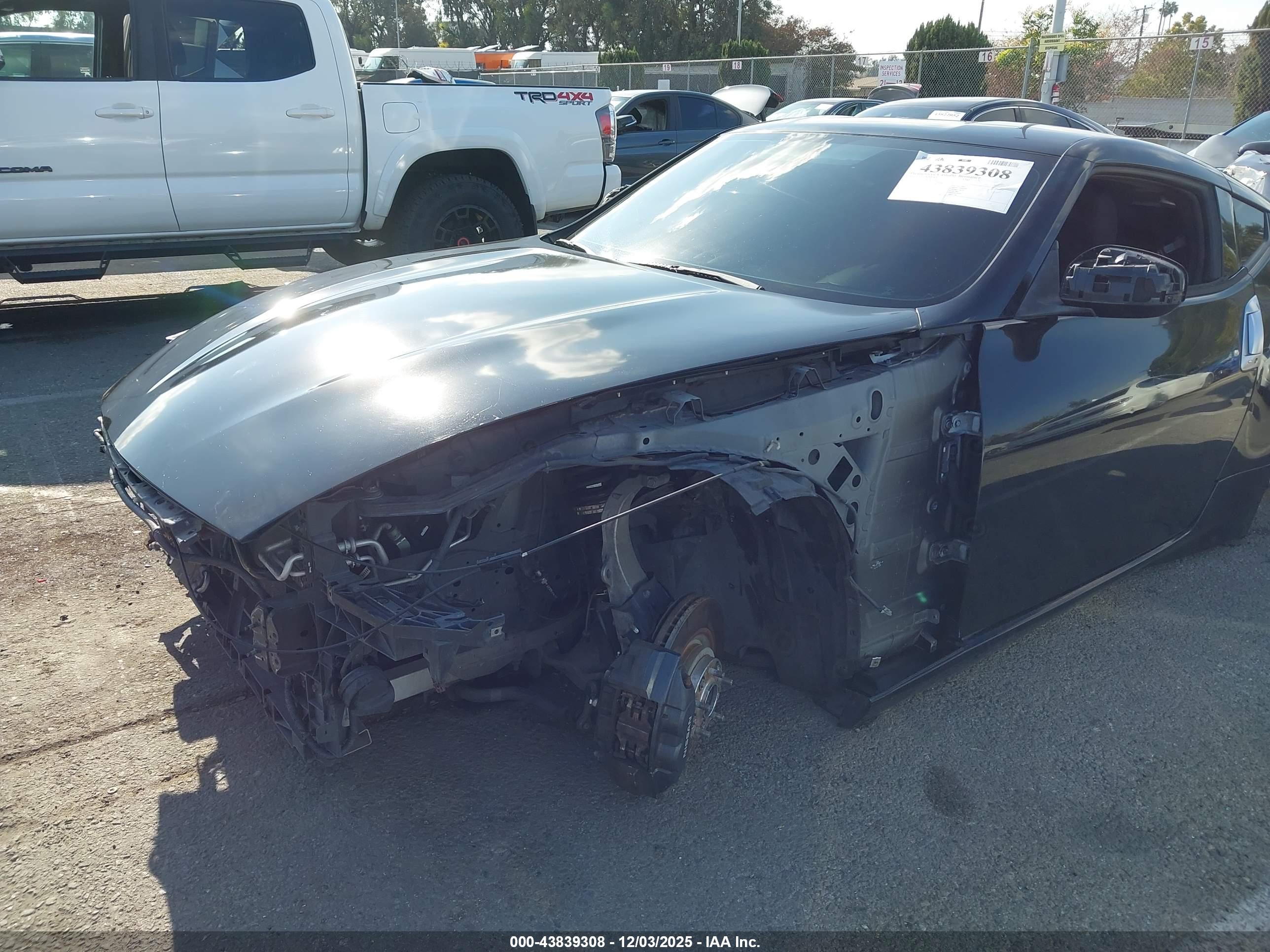 NISSAN 370Z image 6