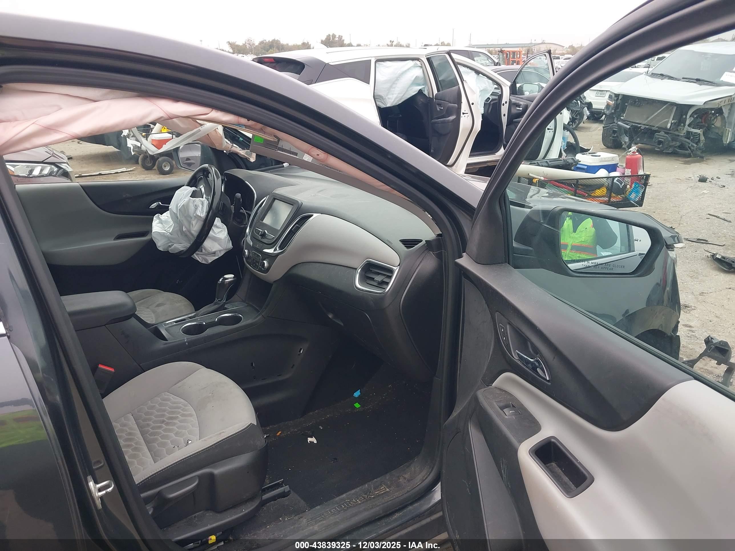 CHEVROLET EQUINOX image 5