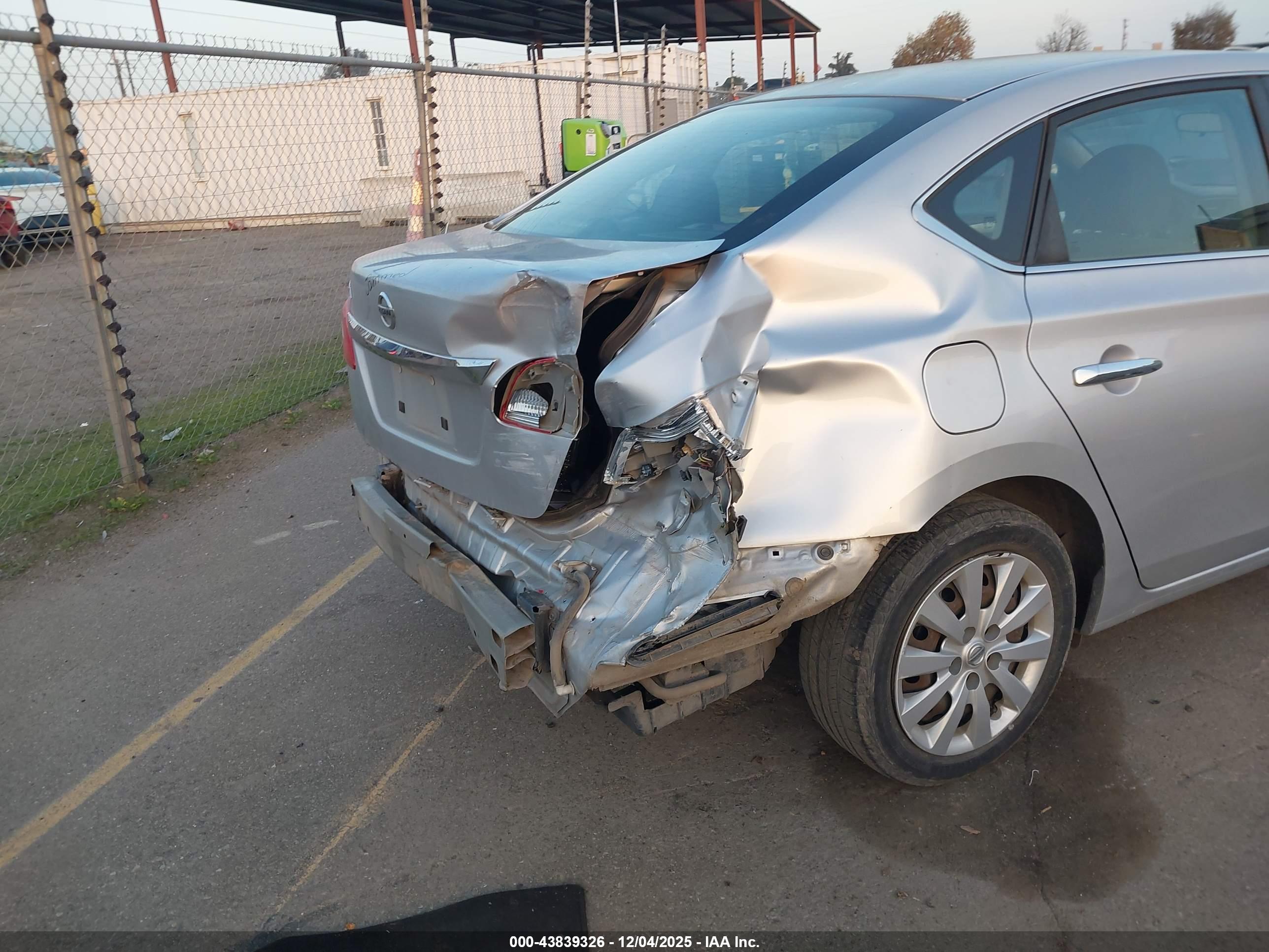 NISSAN SENTRA image 6