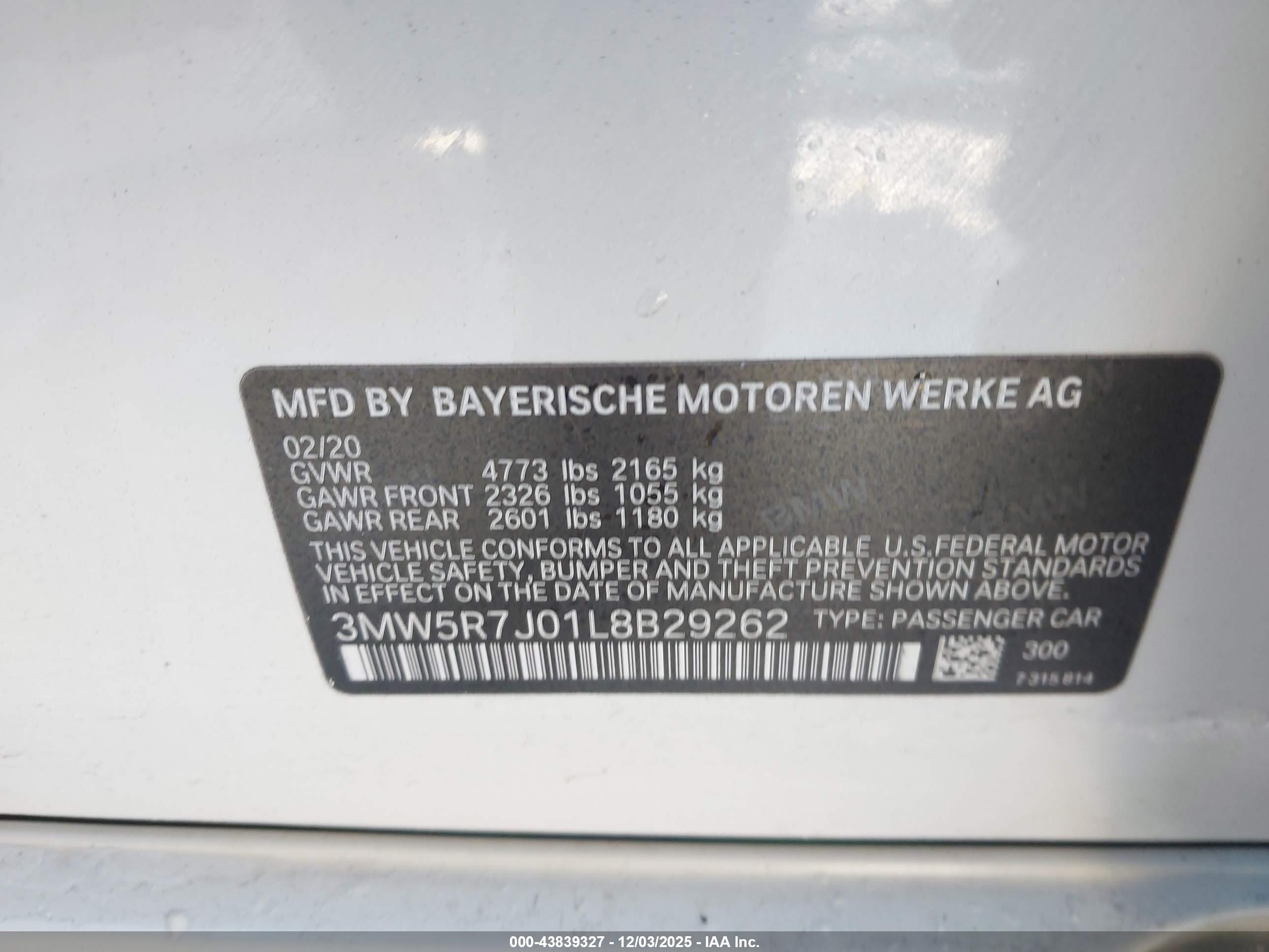 BMW 330I image 9