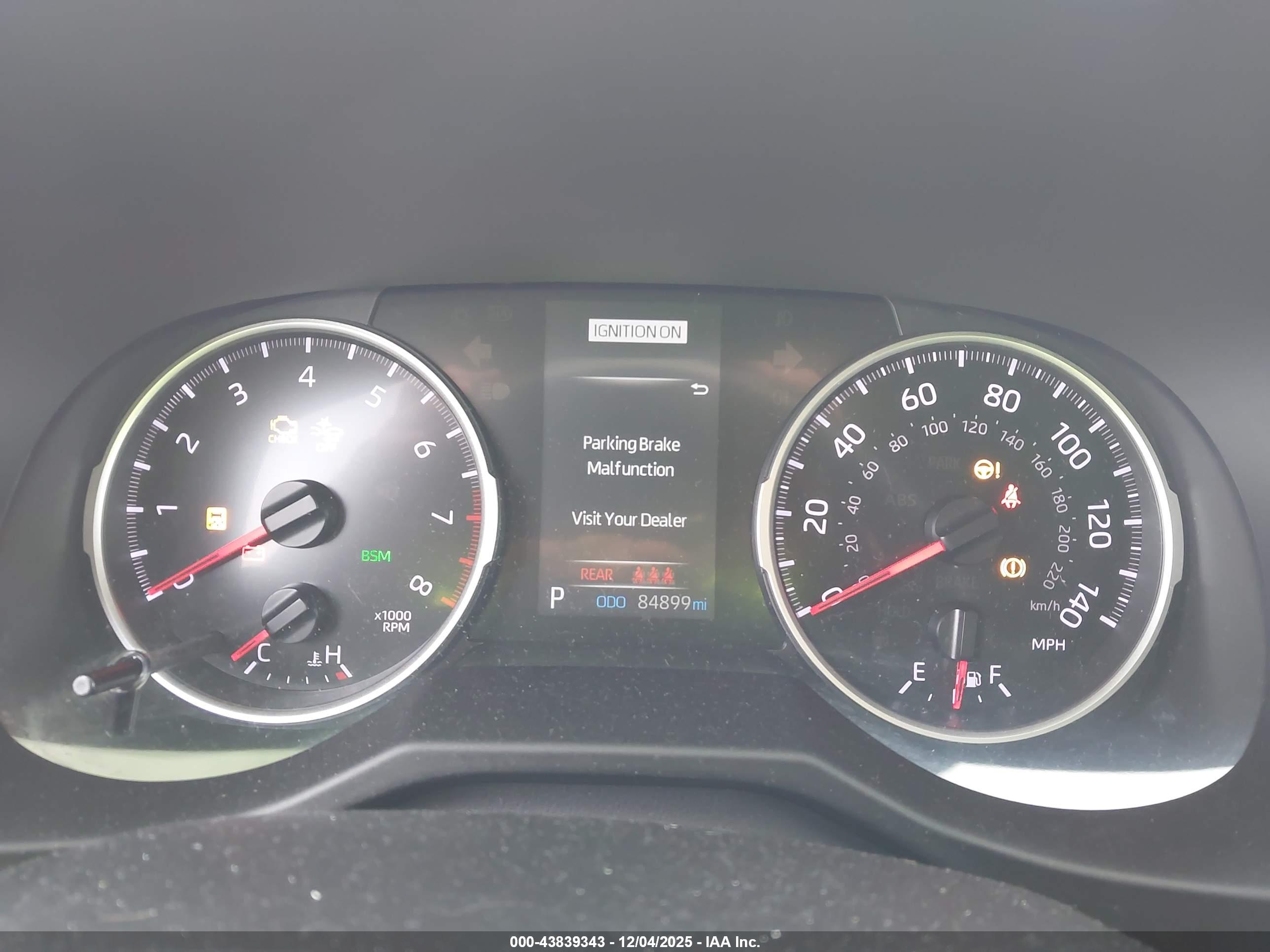 TOYOTA RAV4 image 7