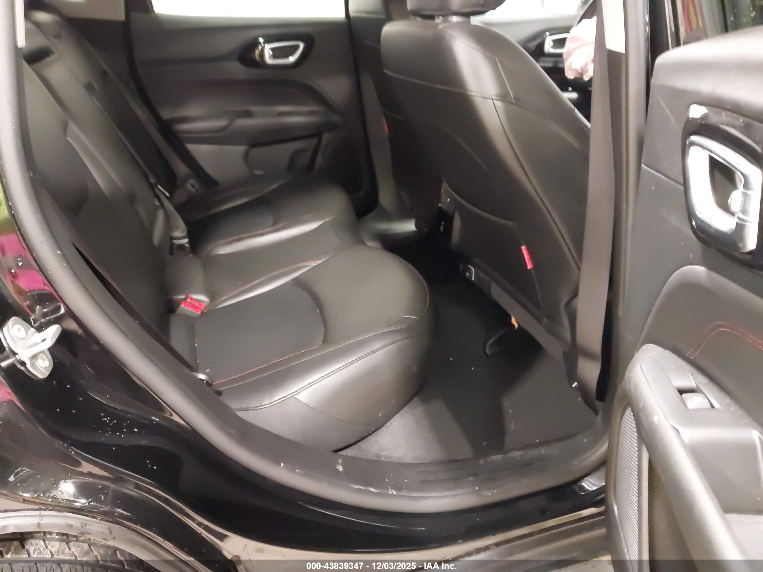 JEEP COMPASS image 8