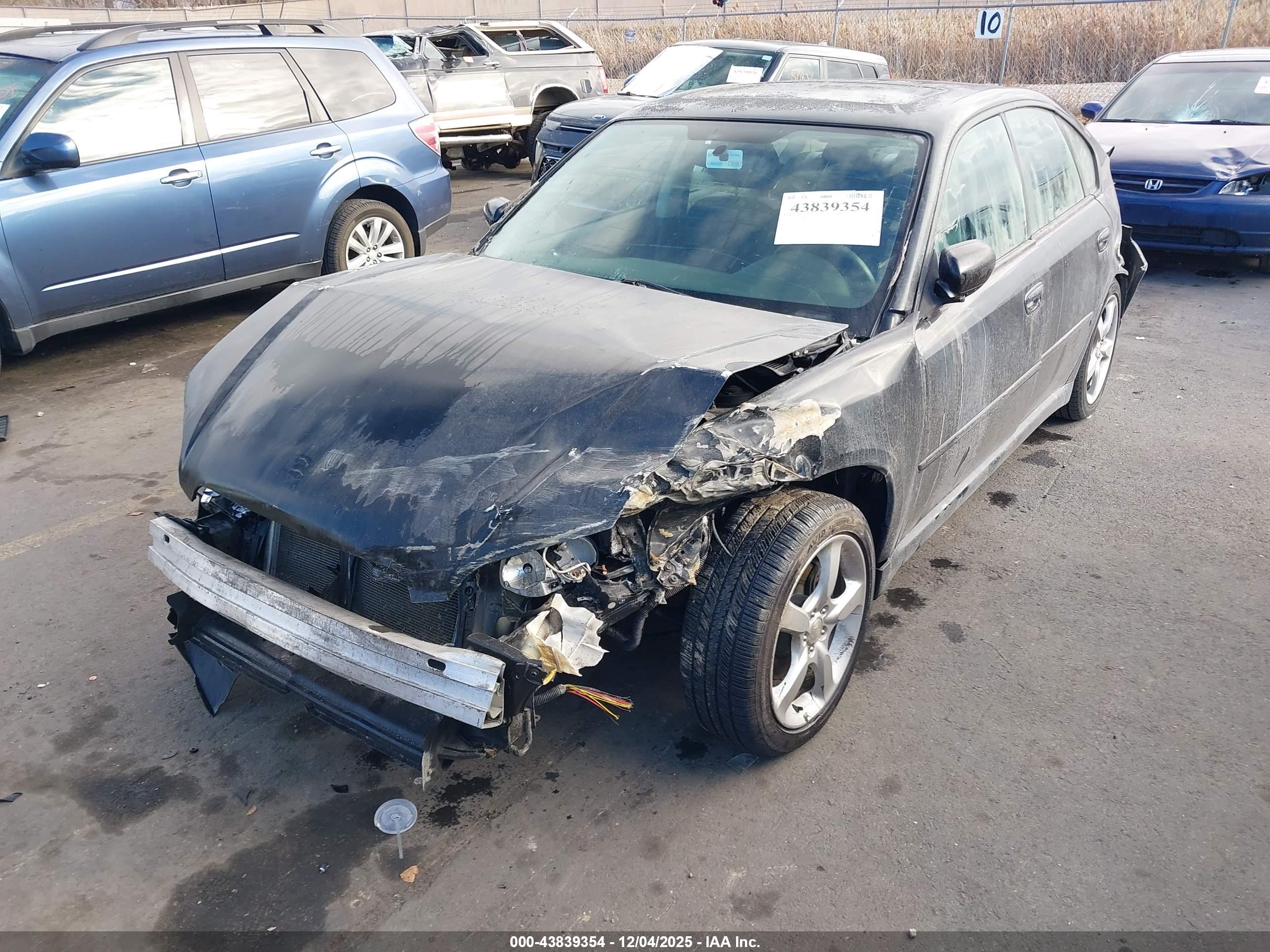 SUBARU LEGACY image 6