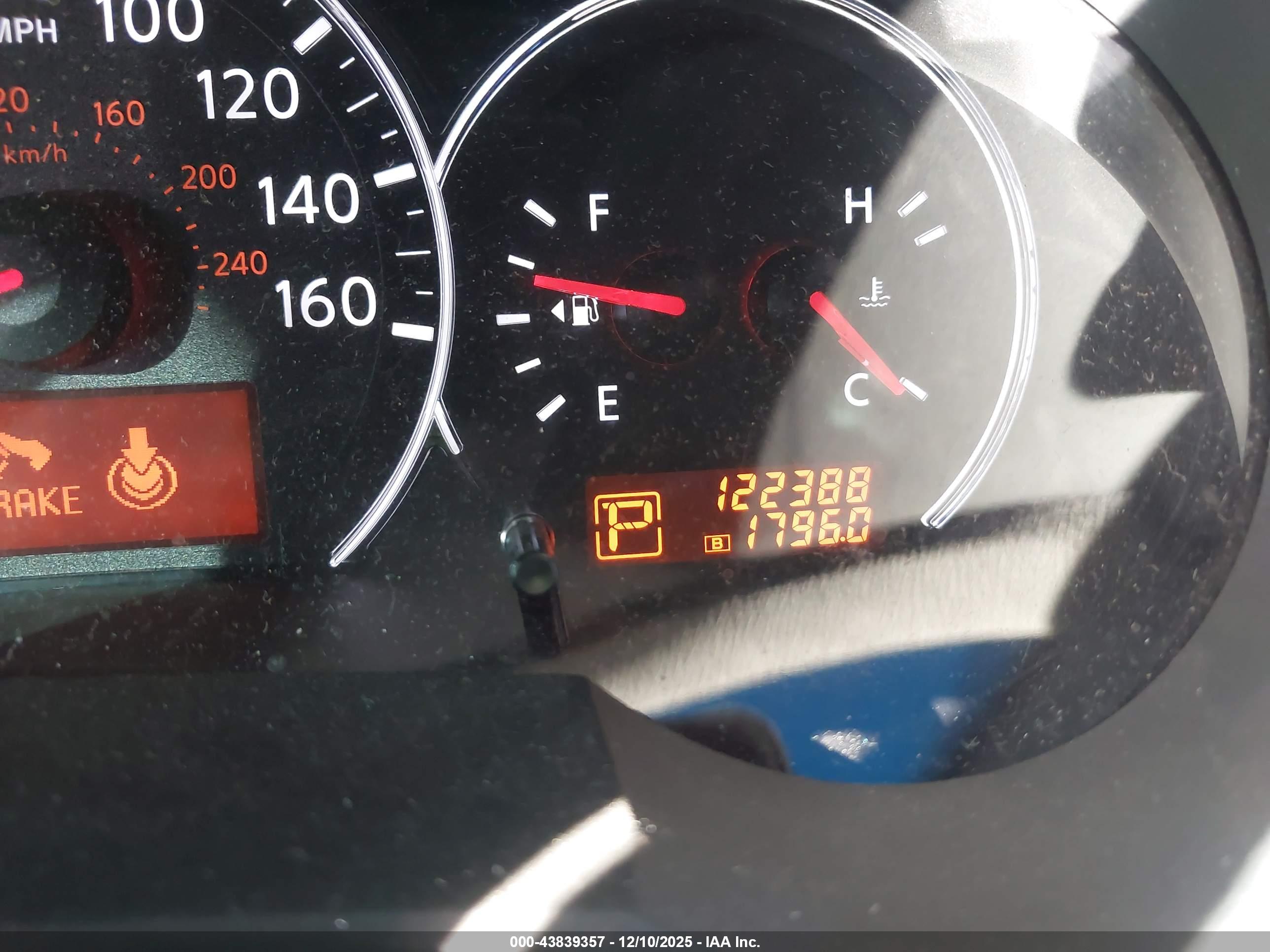 NISSAN ALTIMA image 7