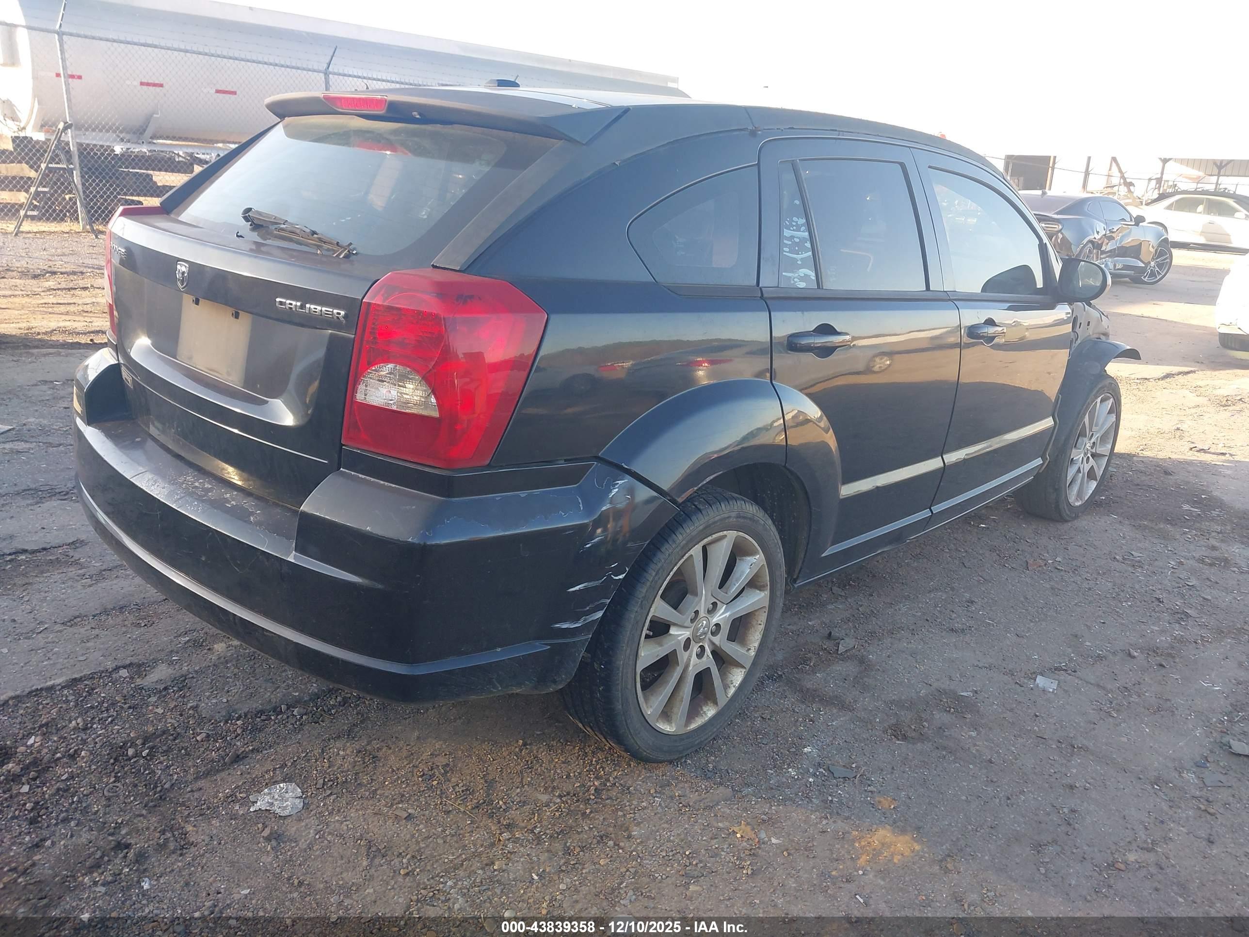 DODGE CALIBER image 4