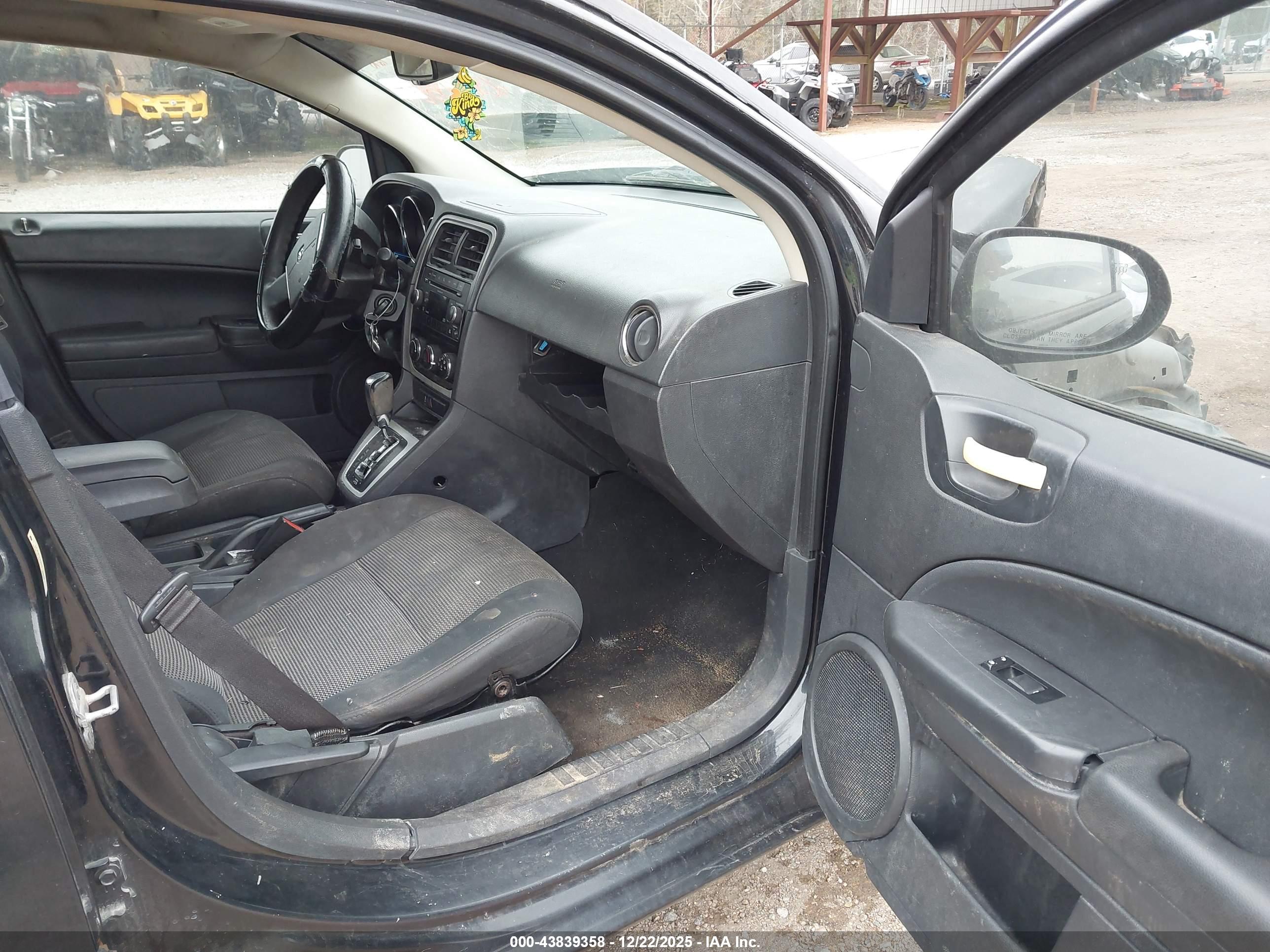 DODGE CALIBER image 5