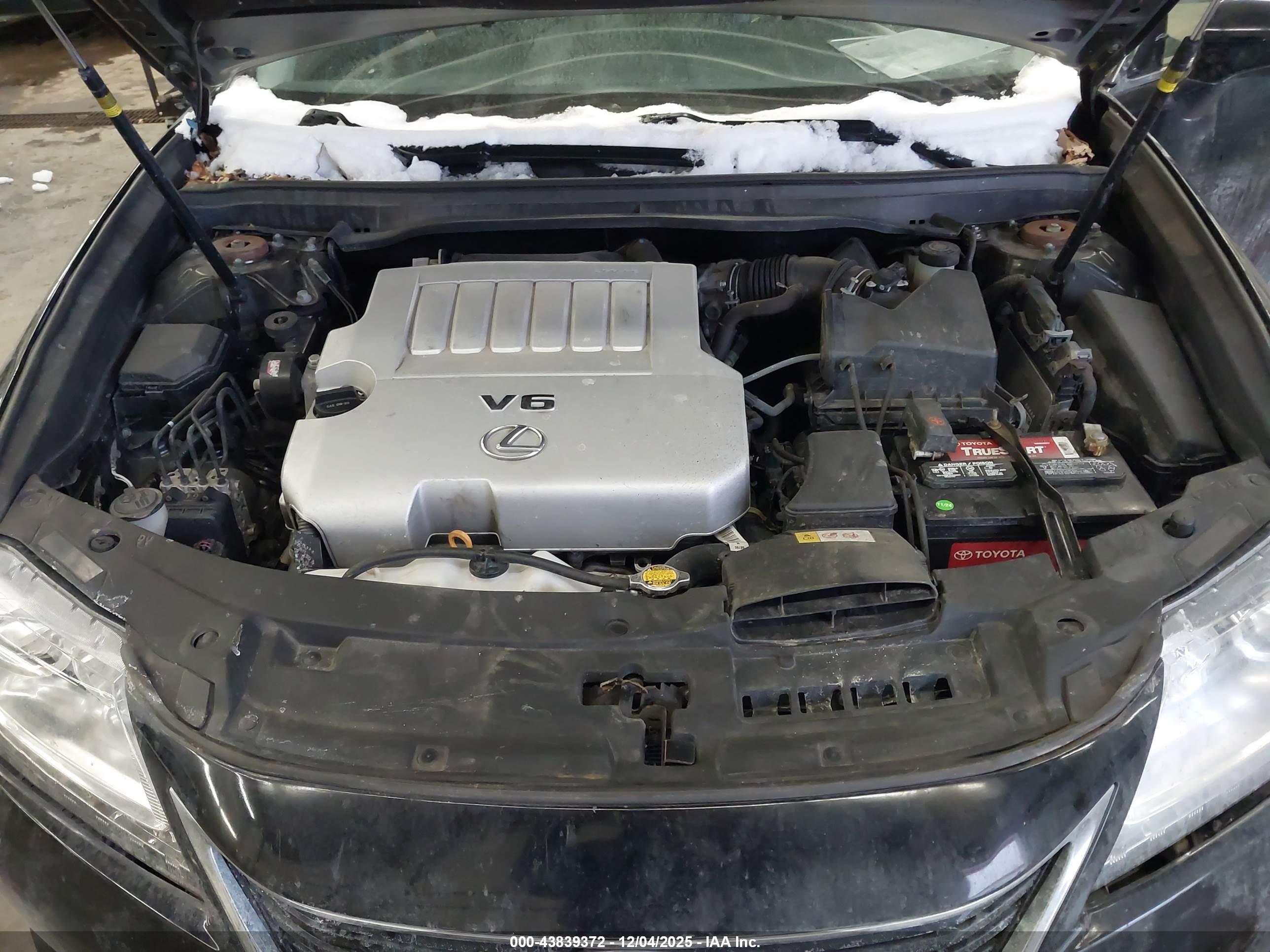 LEXUS ES image 10