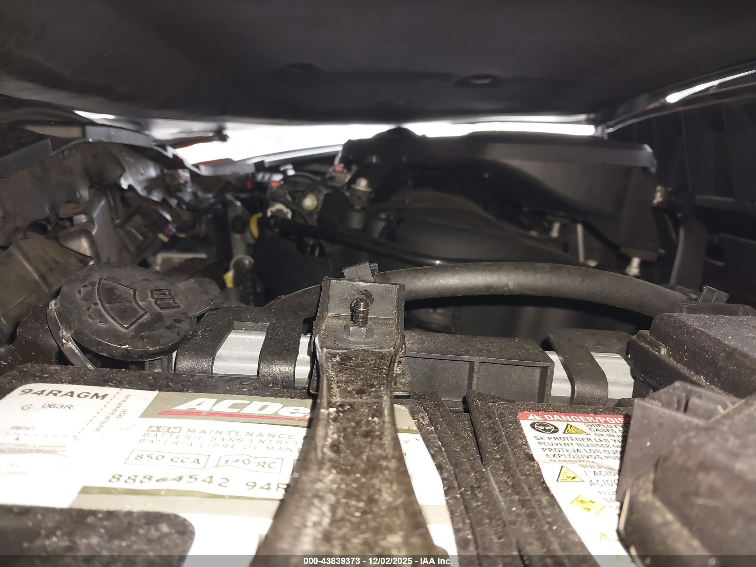 CADILLAC XT5 image 10