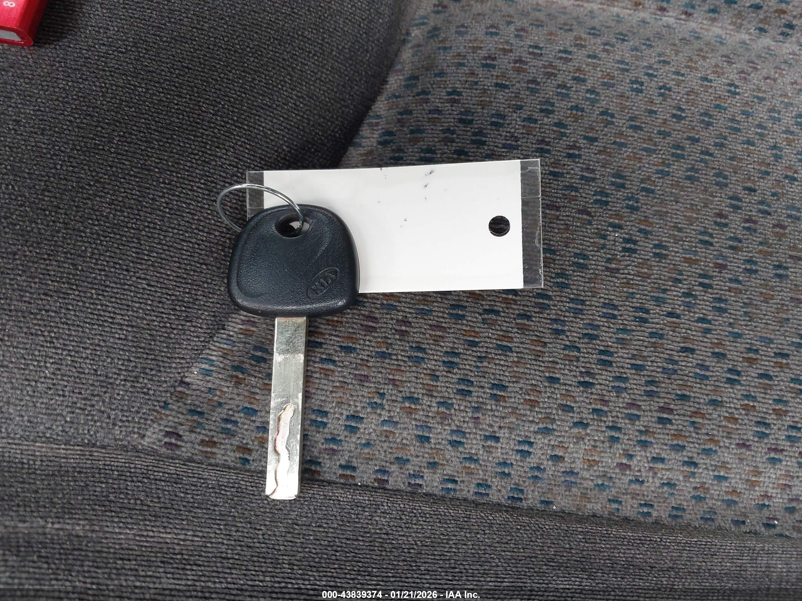 KIA RIO image 11