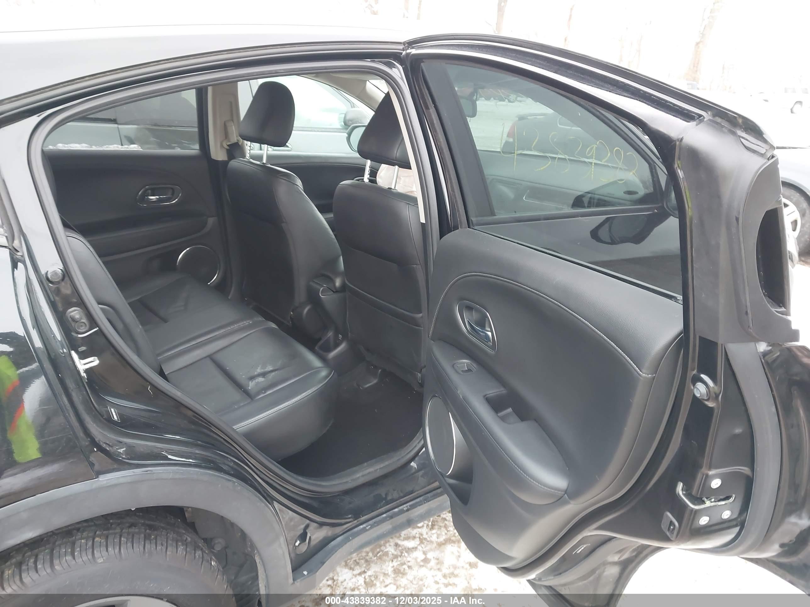 HONDA HR-V image 8