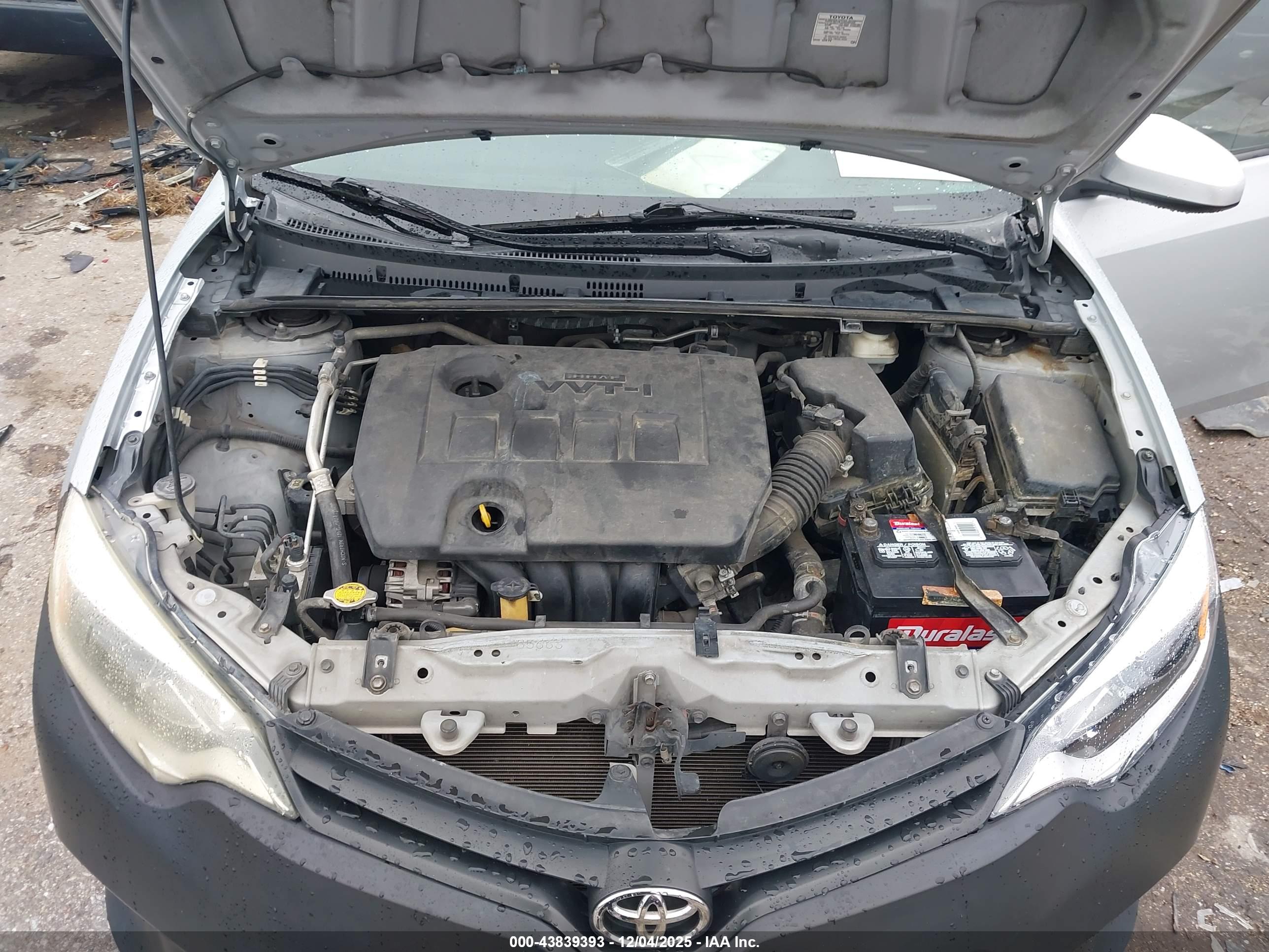 TOYOTA COROLLA image 10