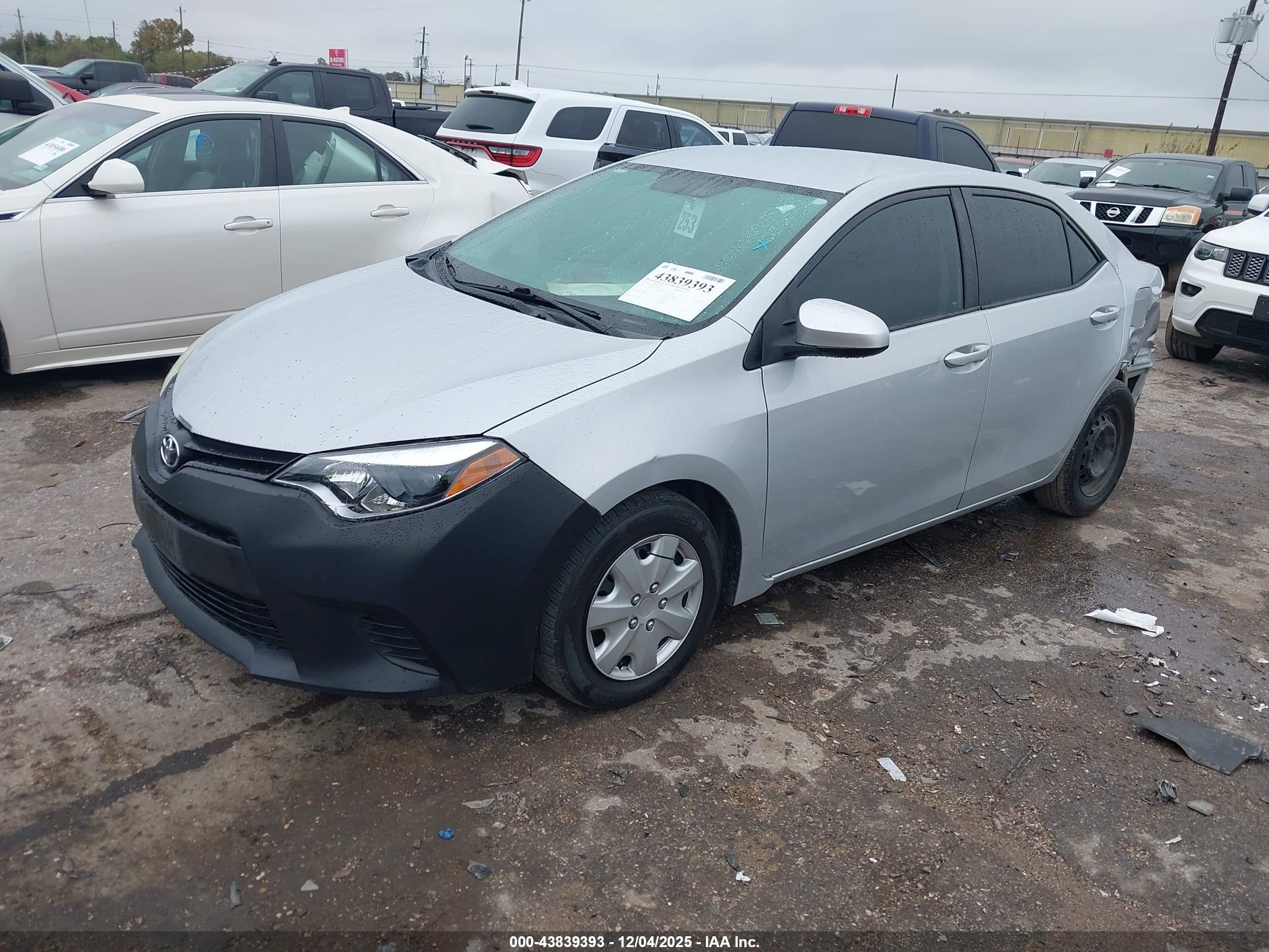 TOYOTA COROLLA image 2