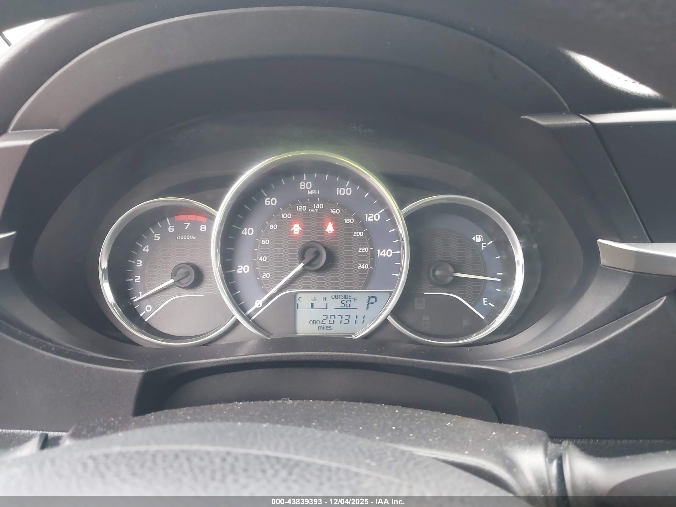 TOYOTA COROLLA image 7