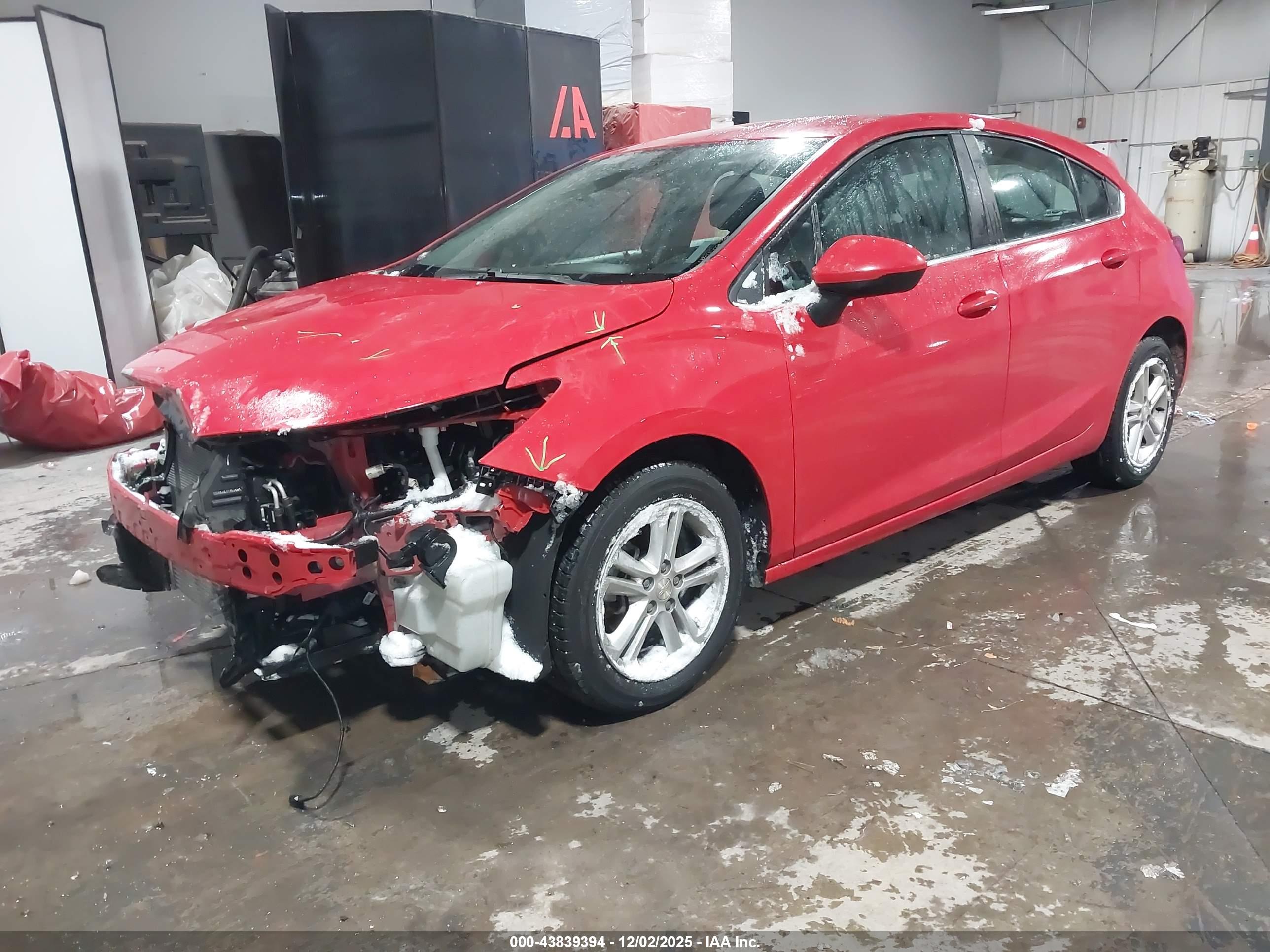 CHEVROLET CRUZE image 2