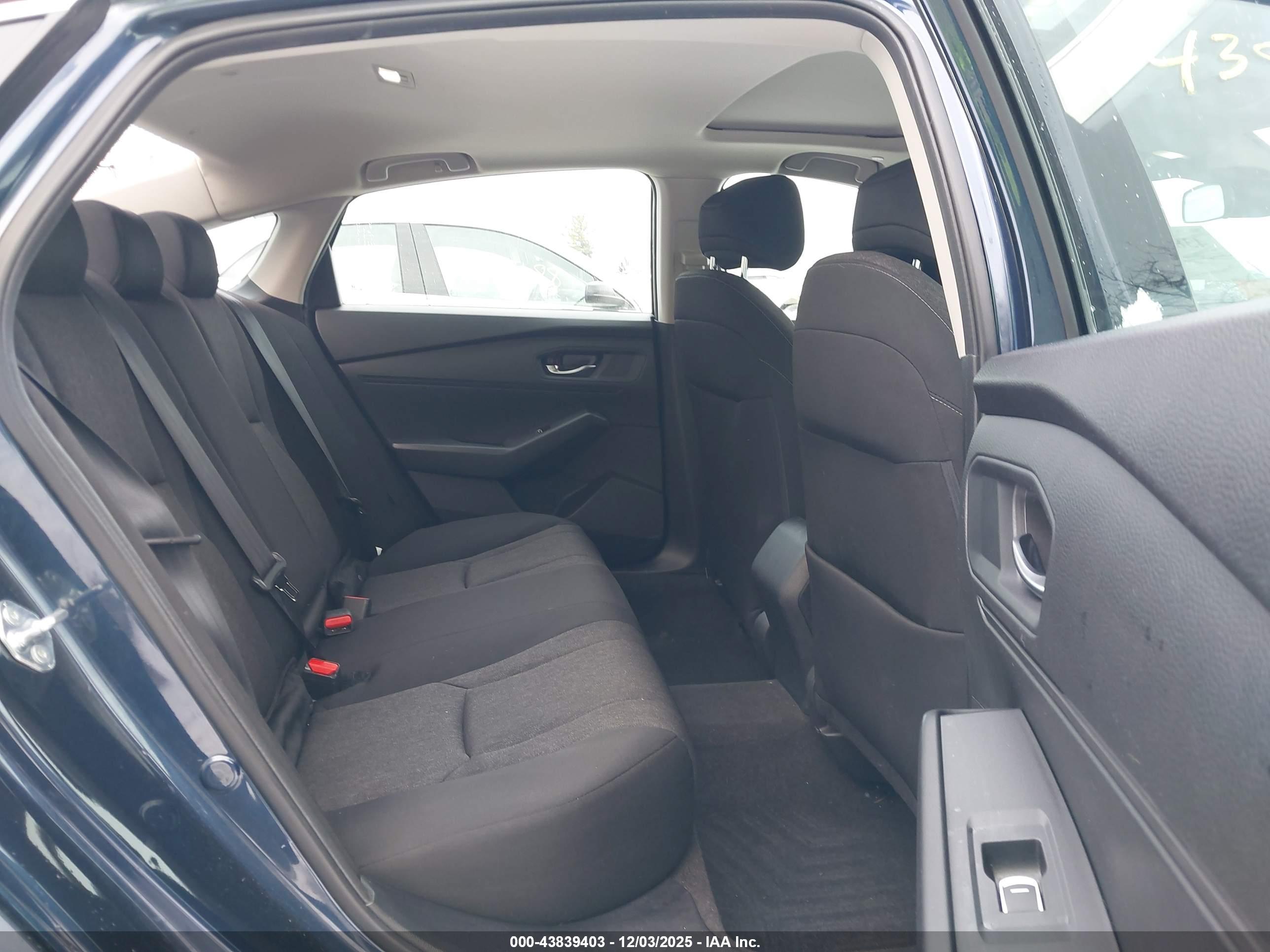HONDA ACCORD image 8