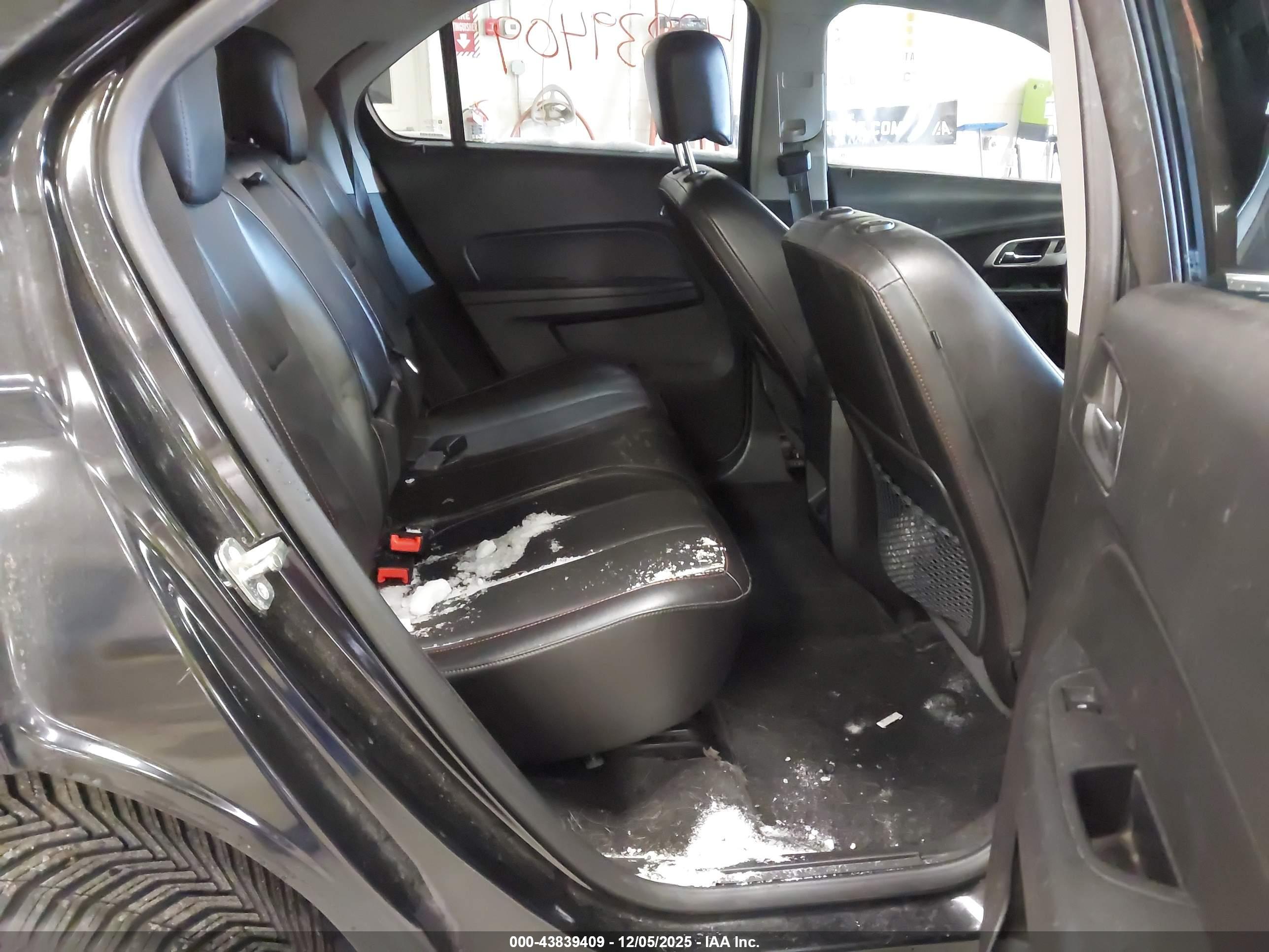 CHEVROLET EQUINOX image 8