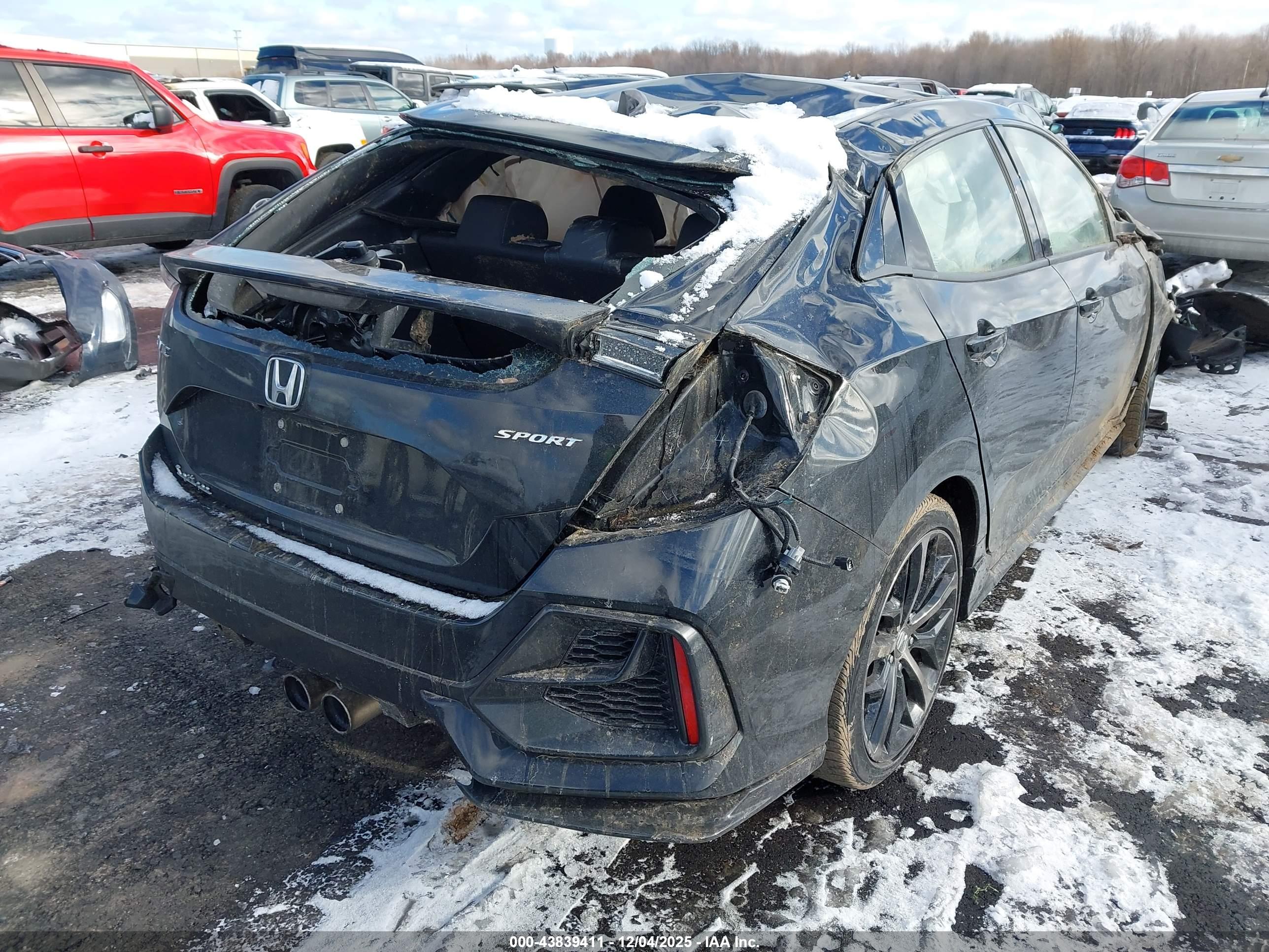 HONDA CIVIC image 4