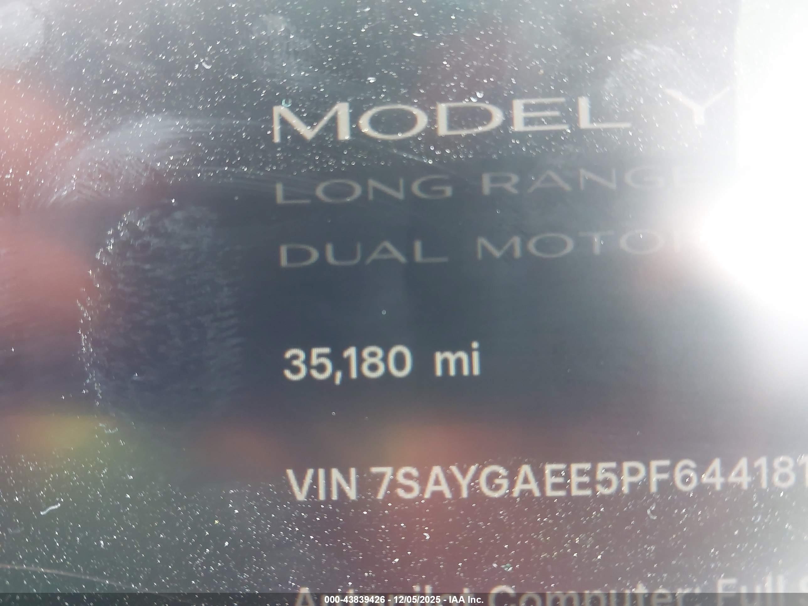 TESLA MODEL image 7