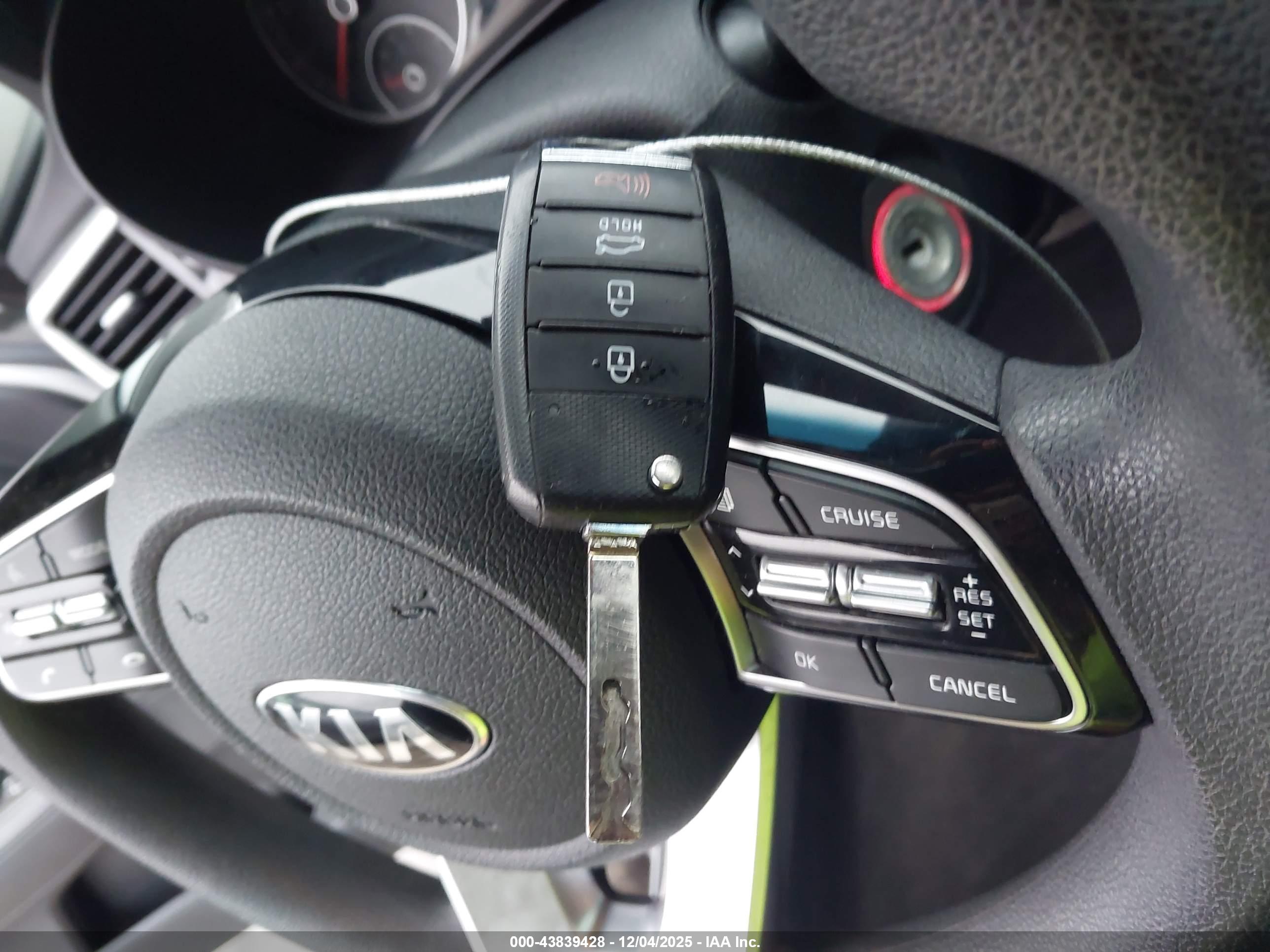 KIA OPTIMA image 11
