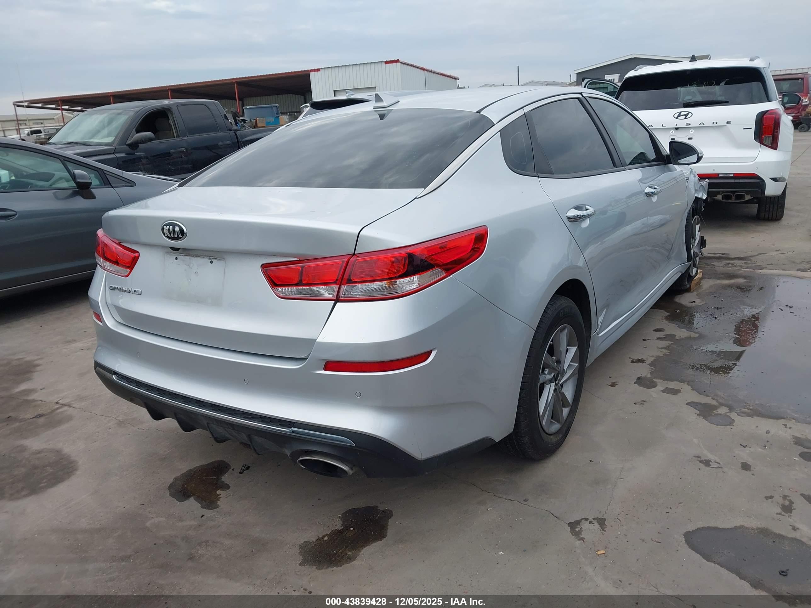 KIA OPTIMA image 4