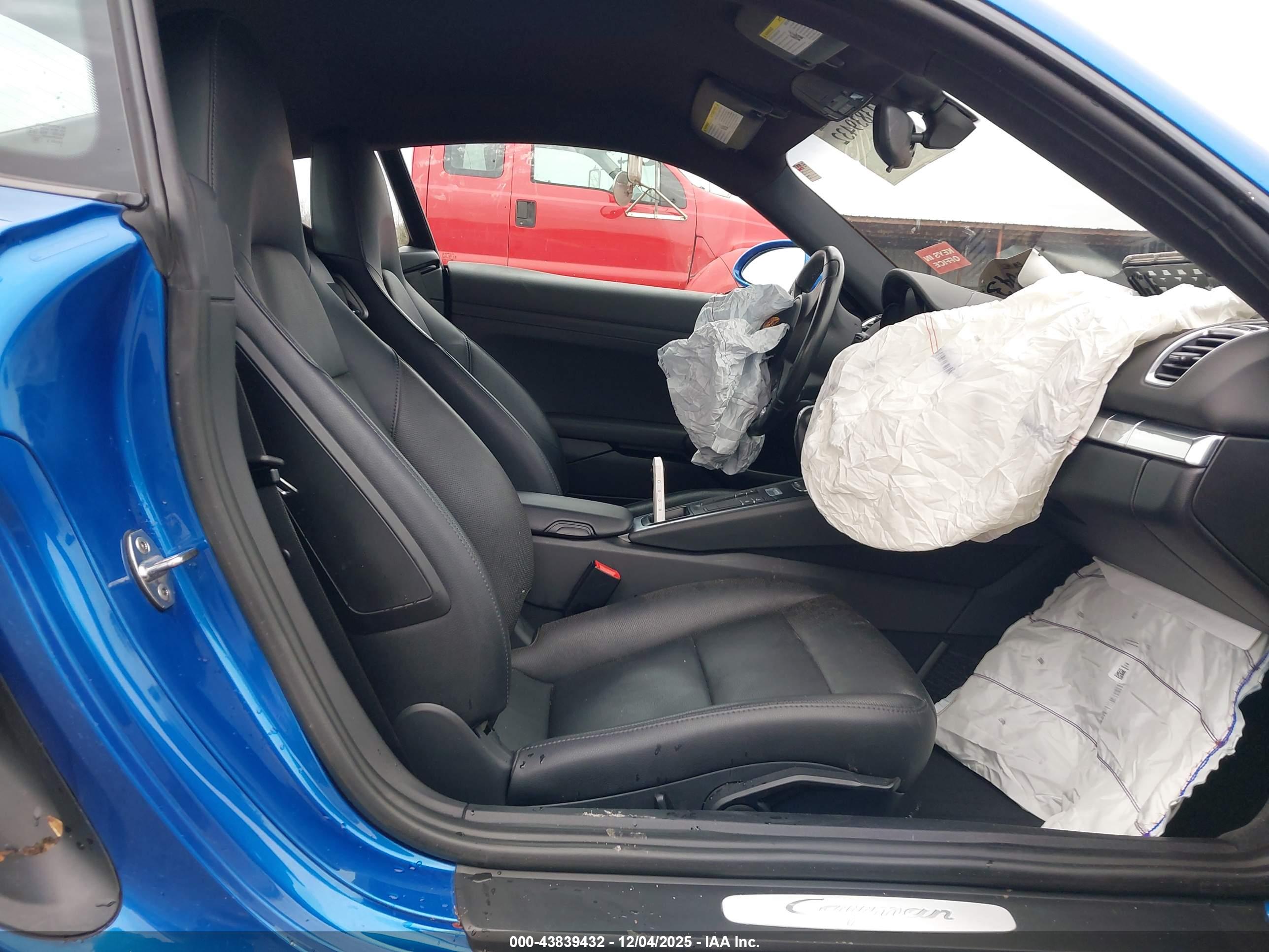 PORSCHE CAYMAN image 5