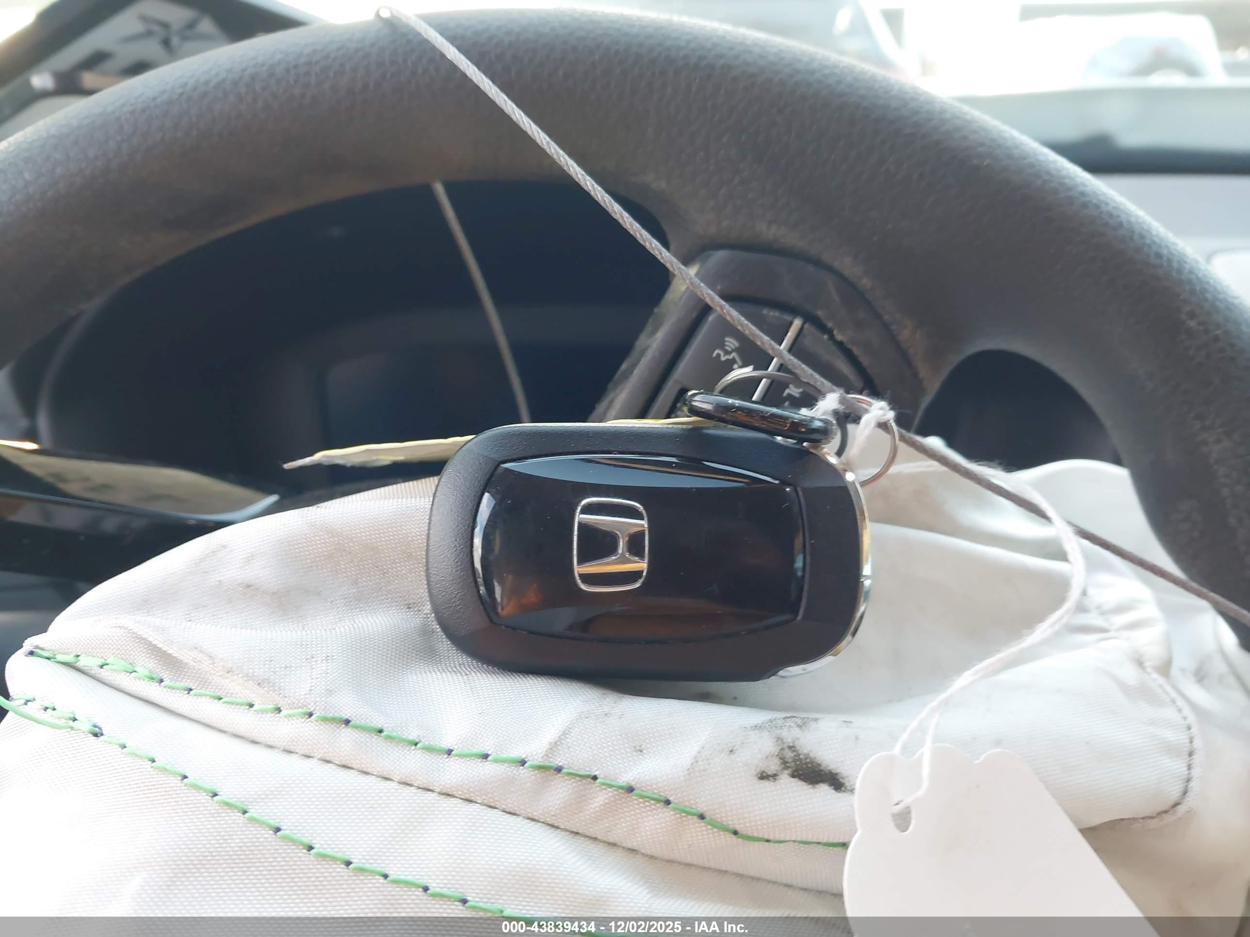 HONDA ACCORD image 11