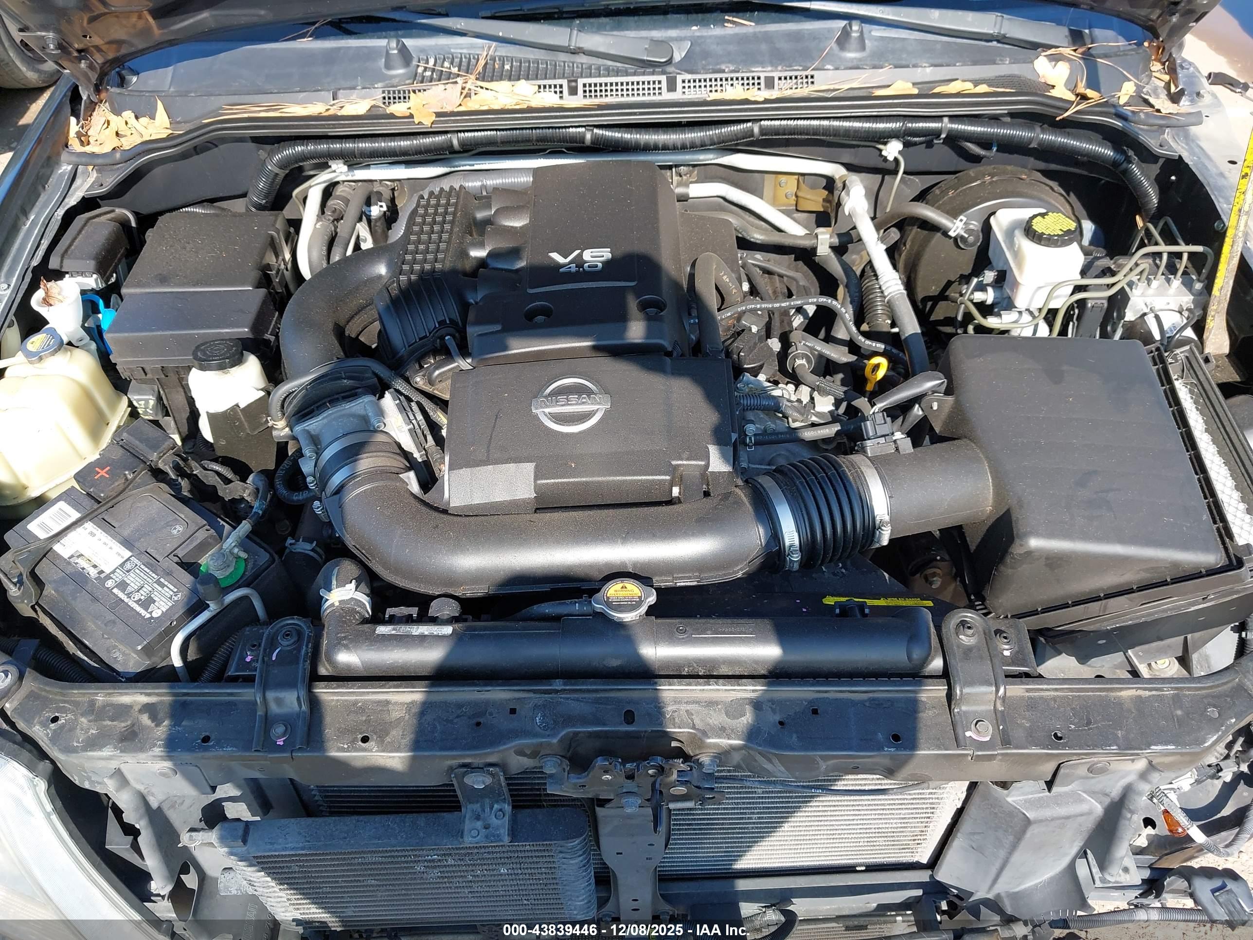 NISSAN FRONTIER image 10