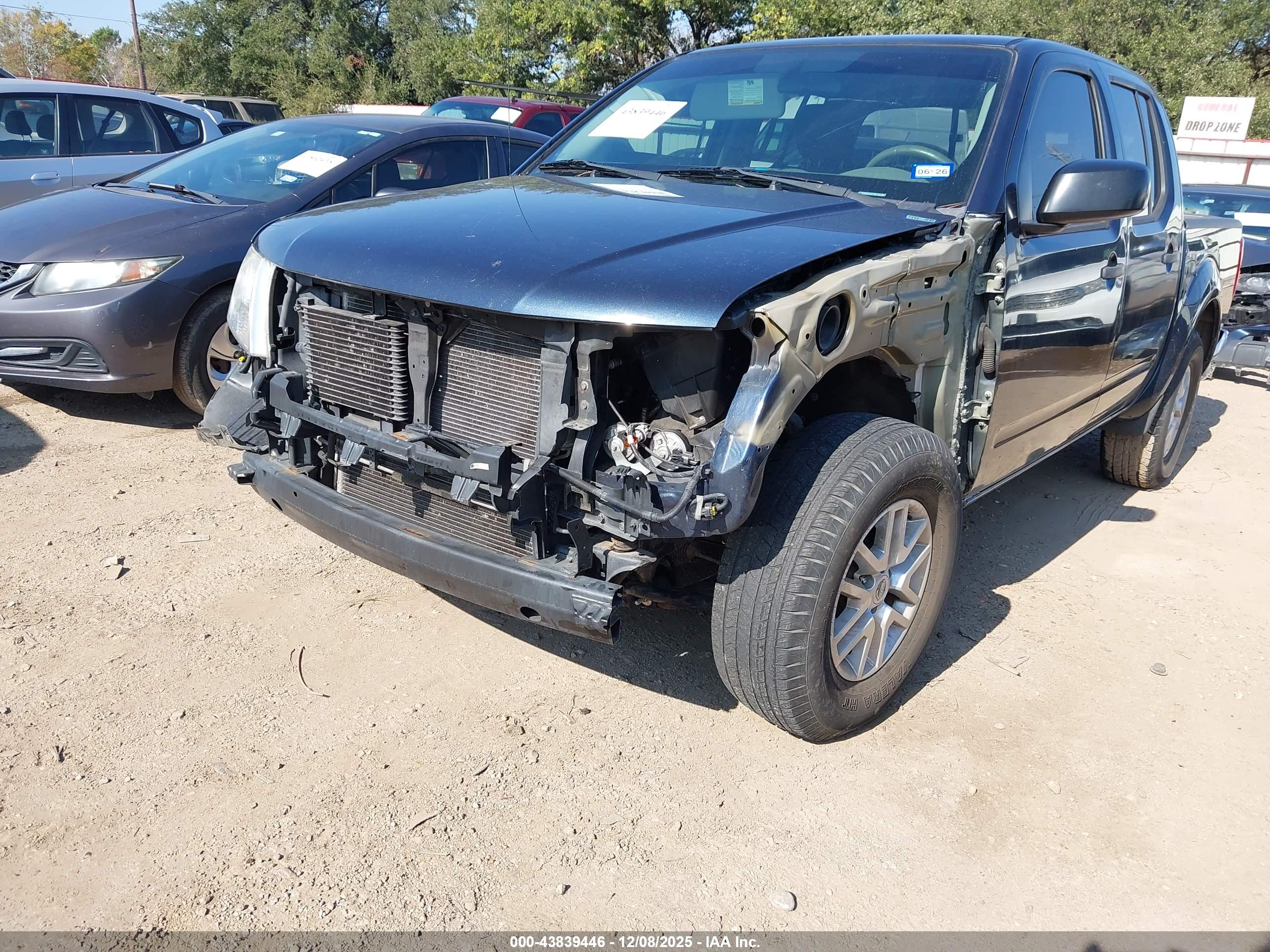 NISSAN FRONTIER image 6
