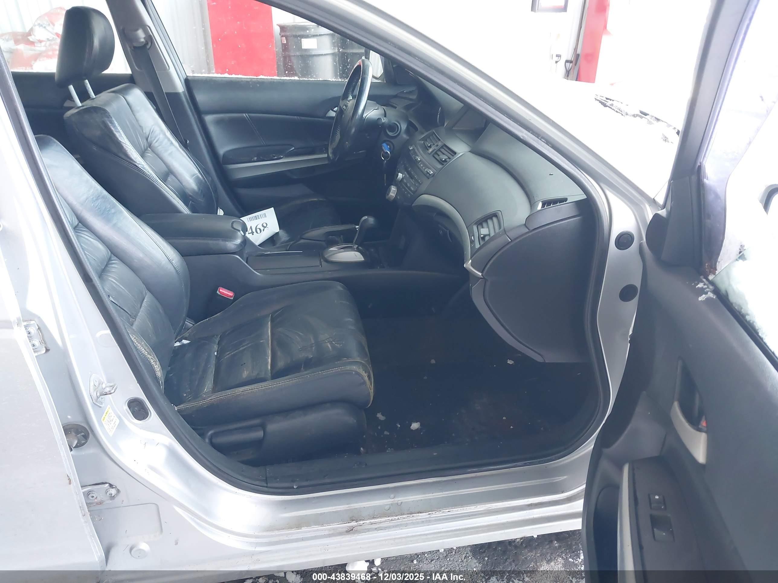 HONDA ACCORD image 5