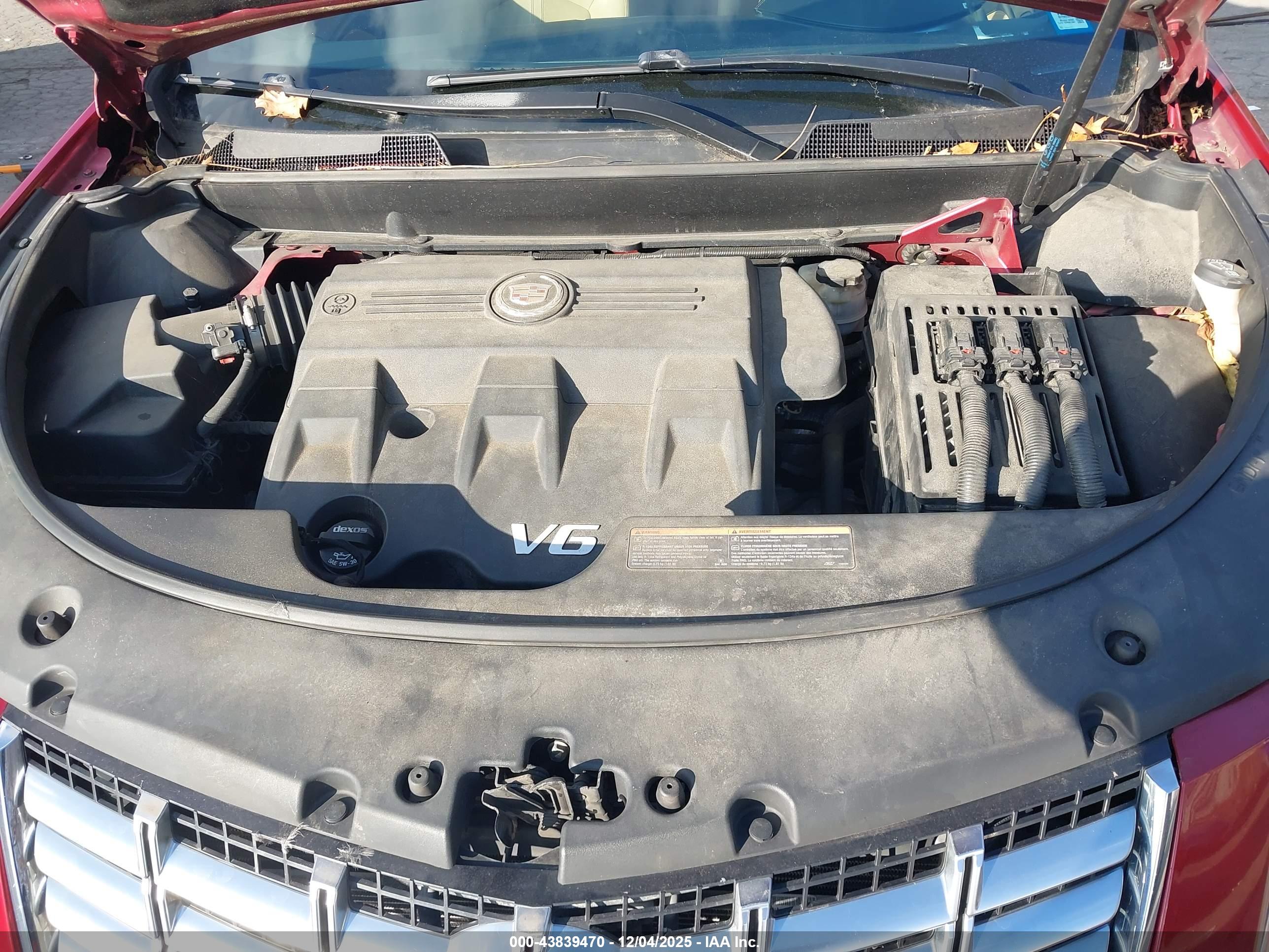 CADILLAC SRX image 10