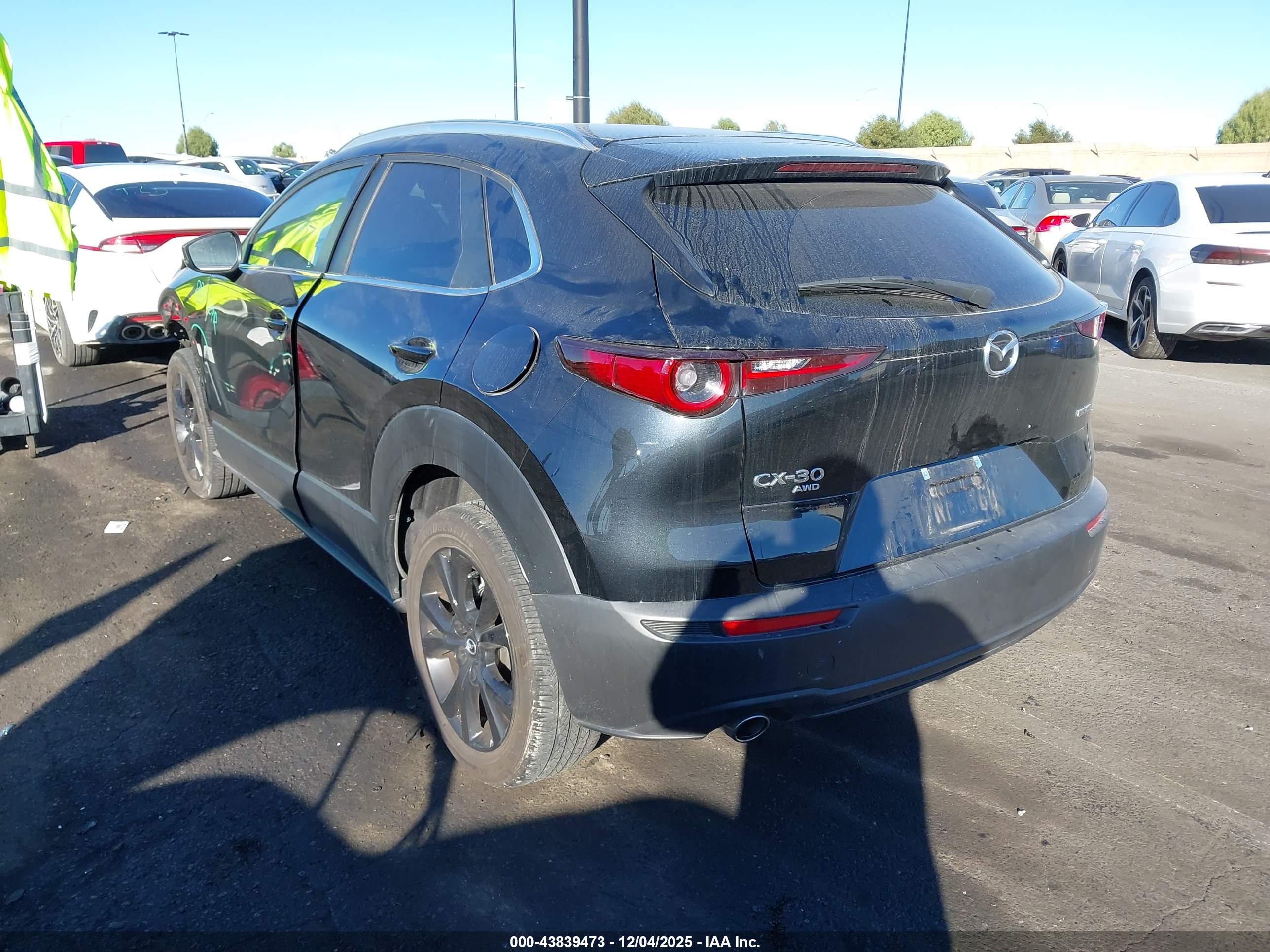 MAZDA CX-30 image 3