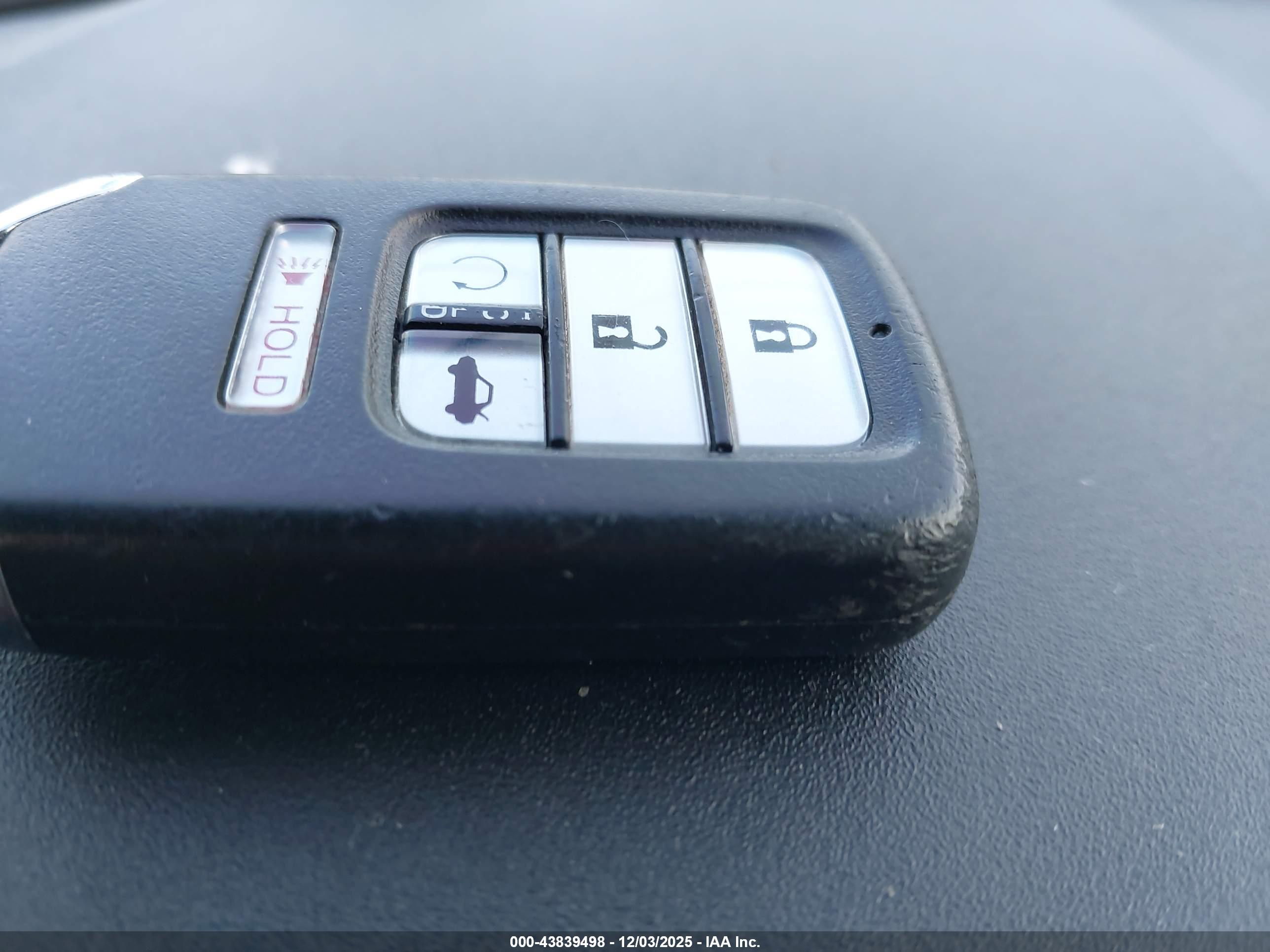 HONDA CIVIC image 11
