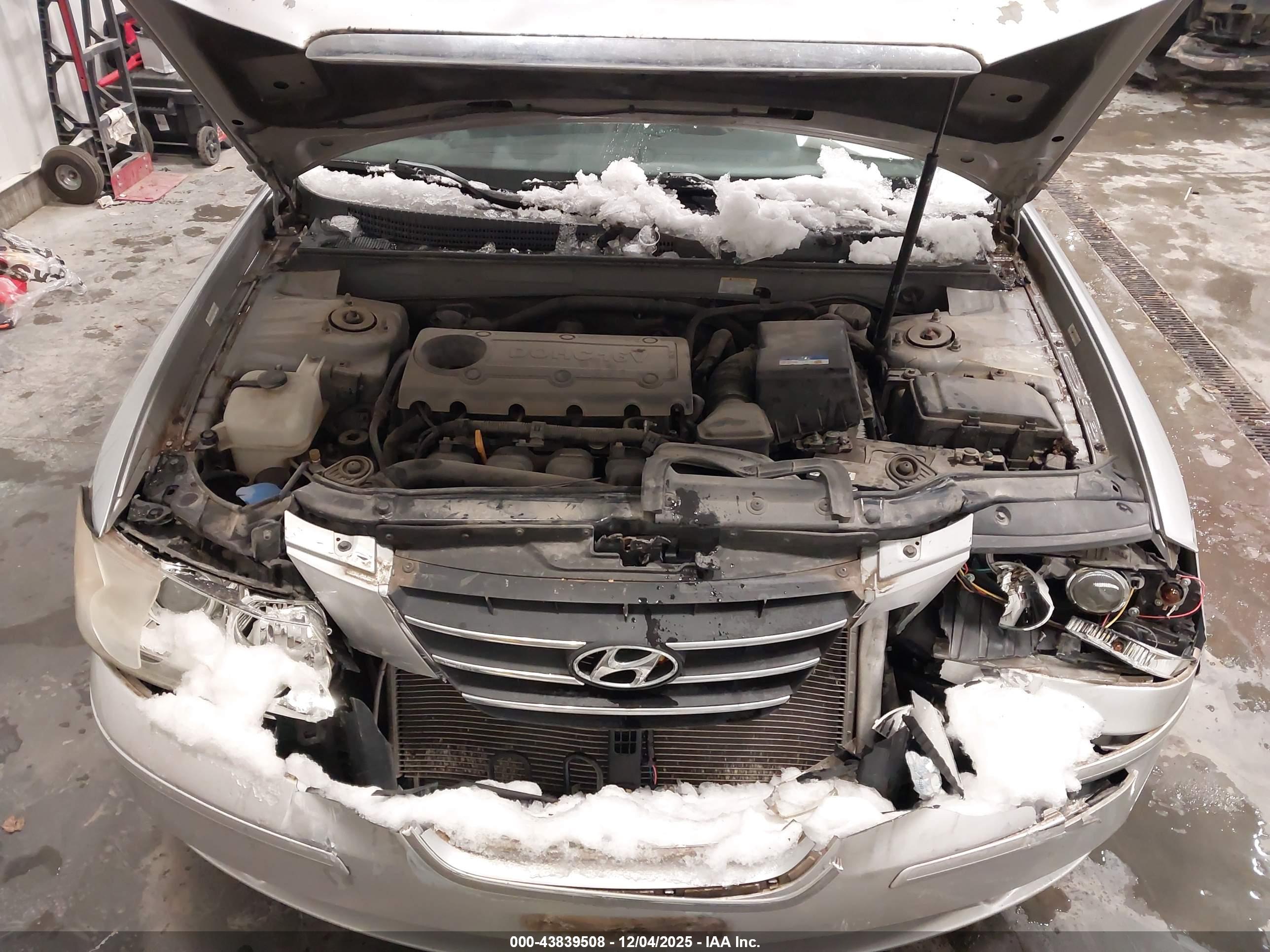 HYUNDAI SONATA image 10