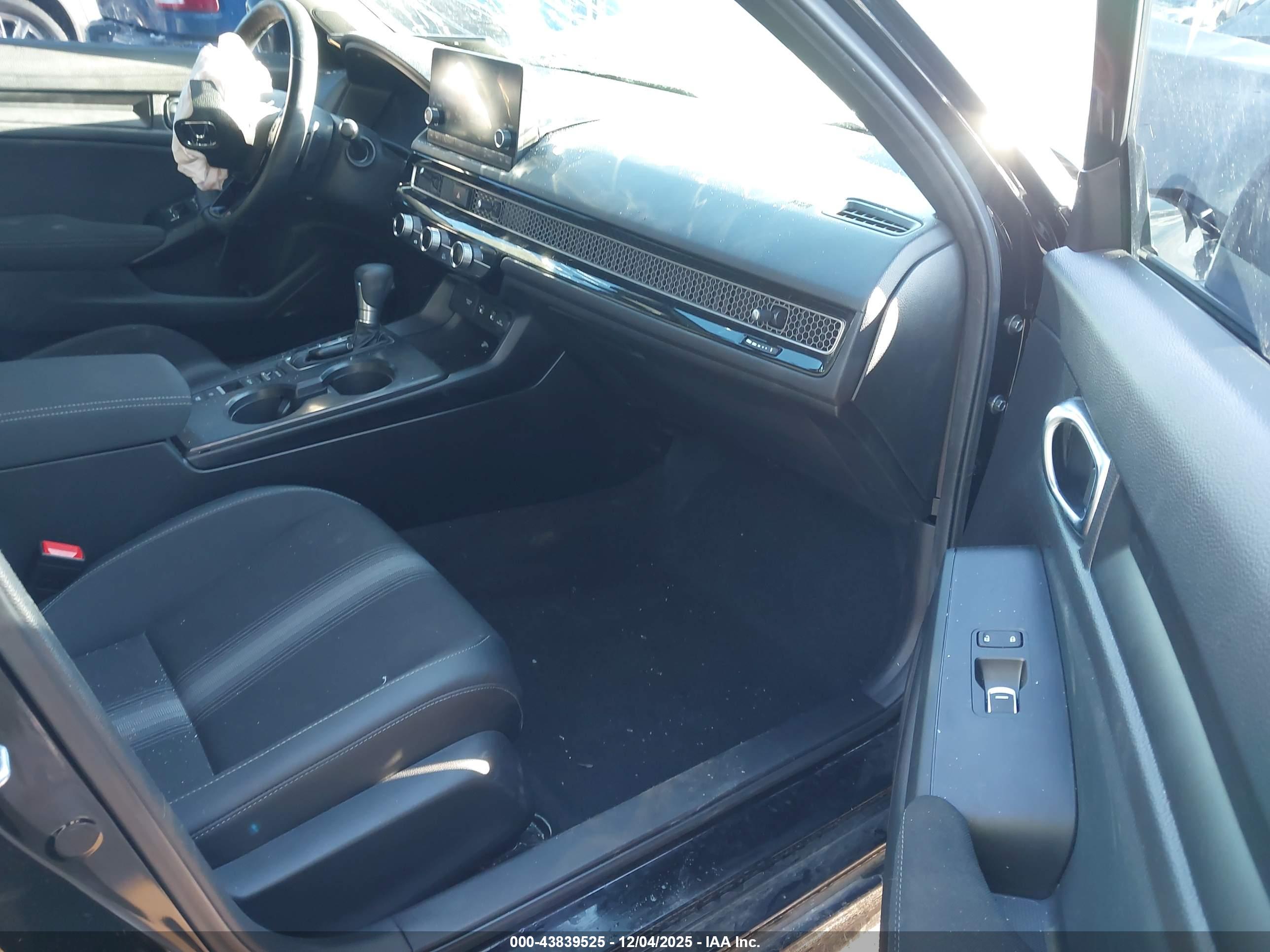 HONDA CIVIC image 5