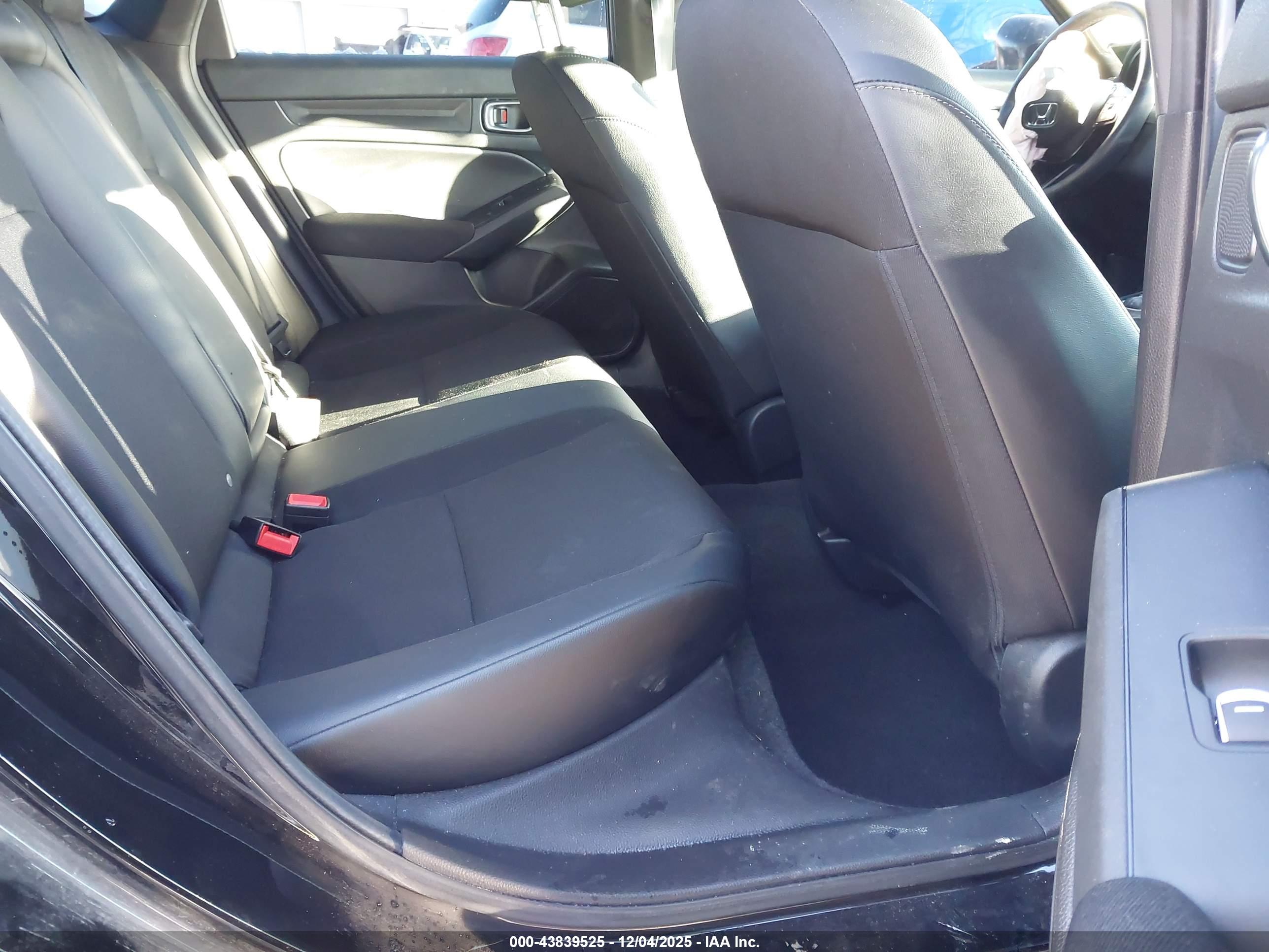HONDA CIVIC image 8