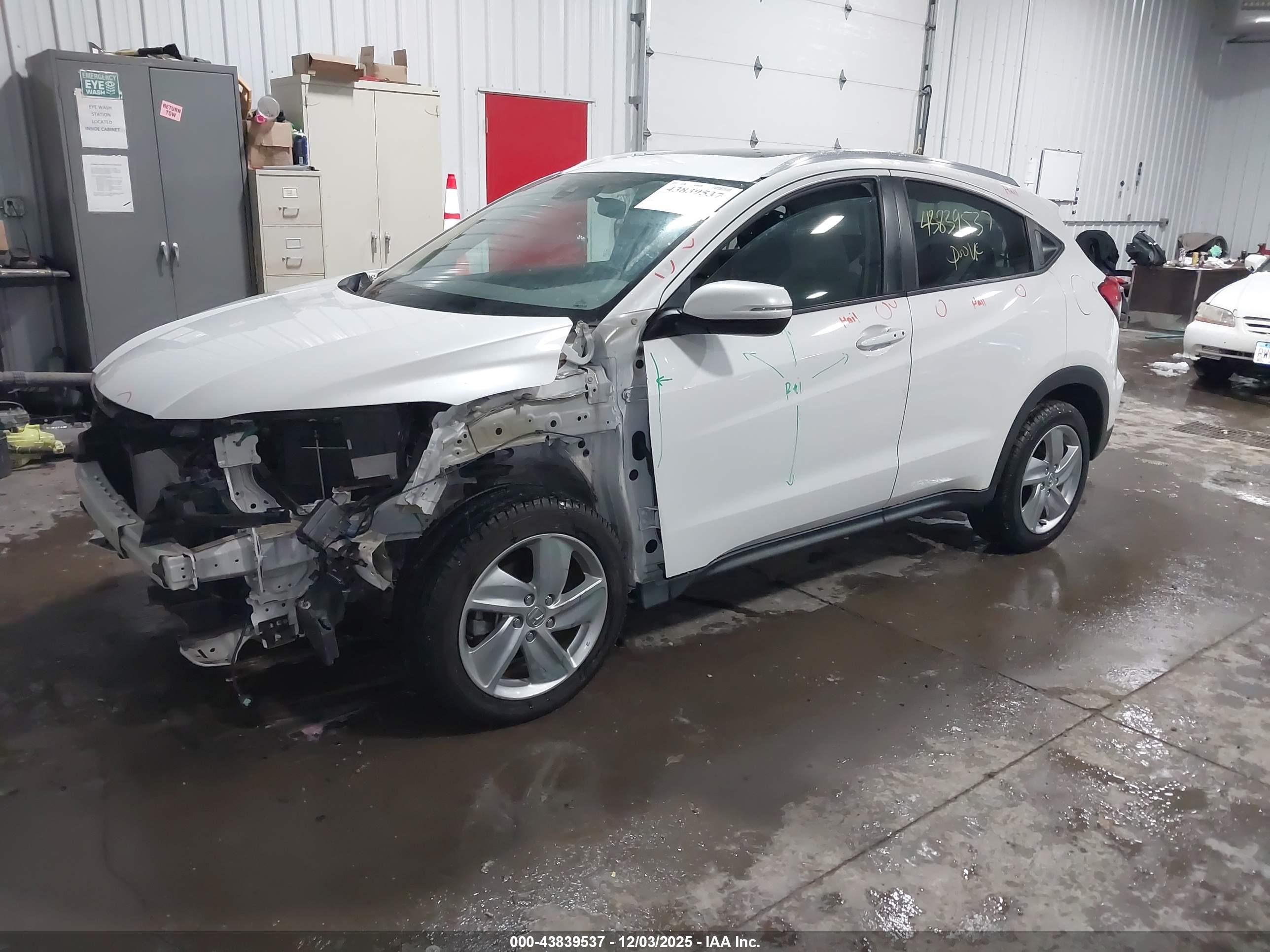 HONDA HR-V image 2