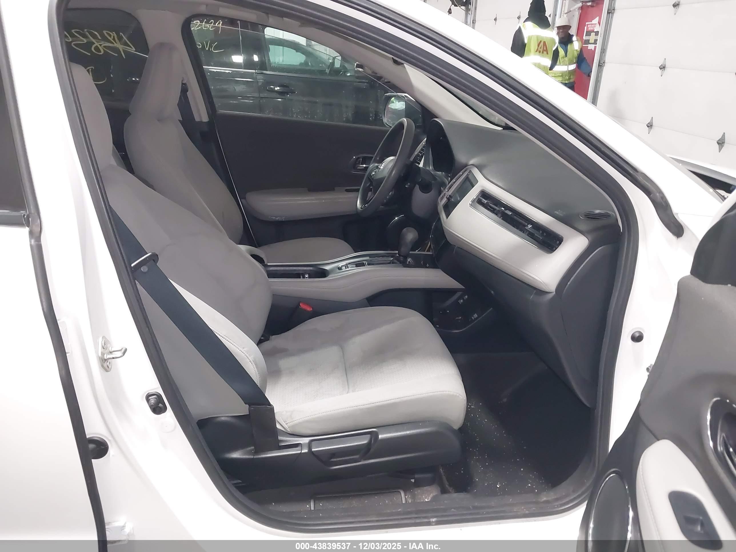 HONDA HR-V image 5