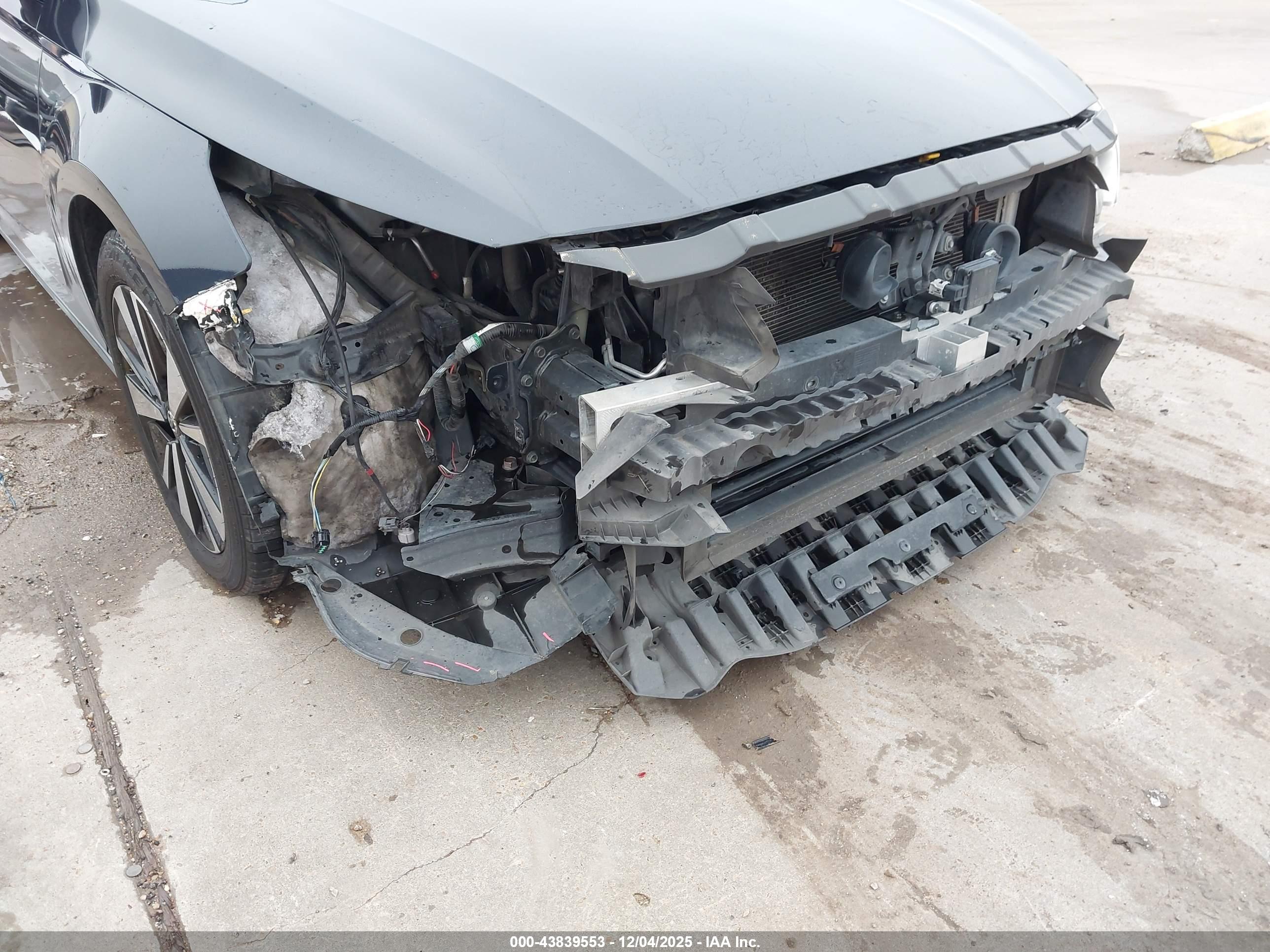NISSAN ALTIMA image 6