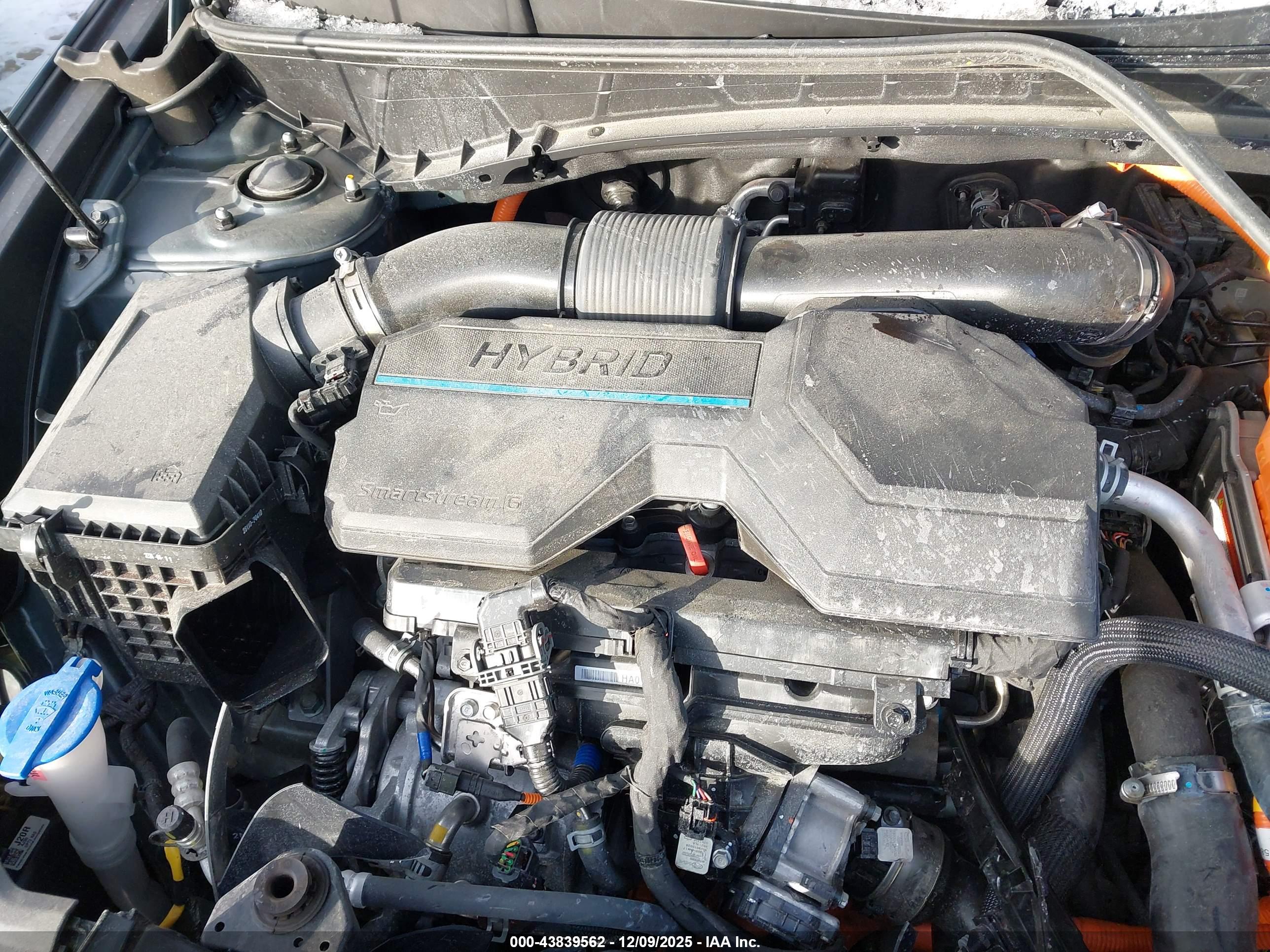 HYUNDAI TUCSON image 10