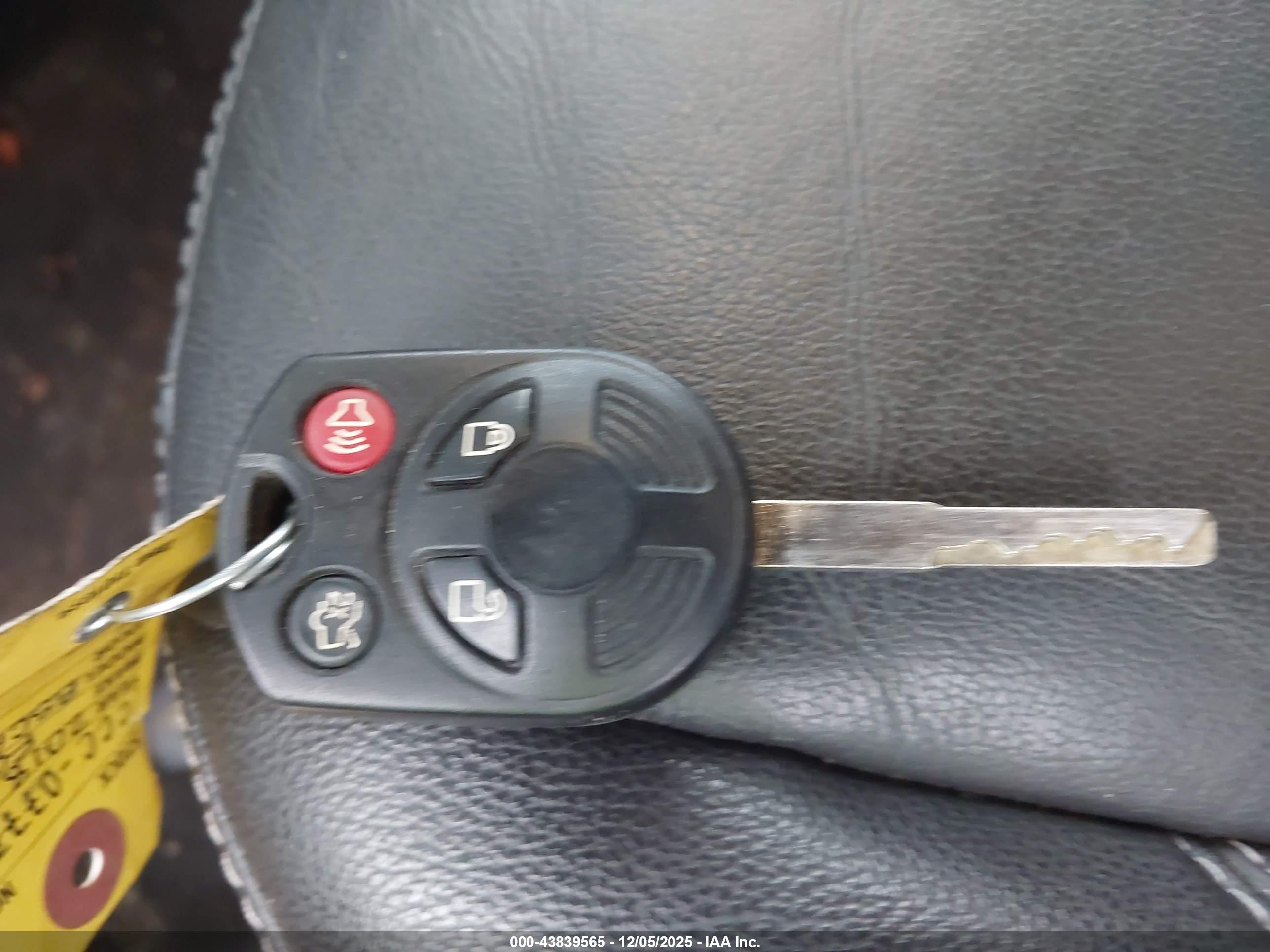 FORD ESCAPE image 11
