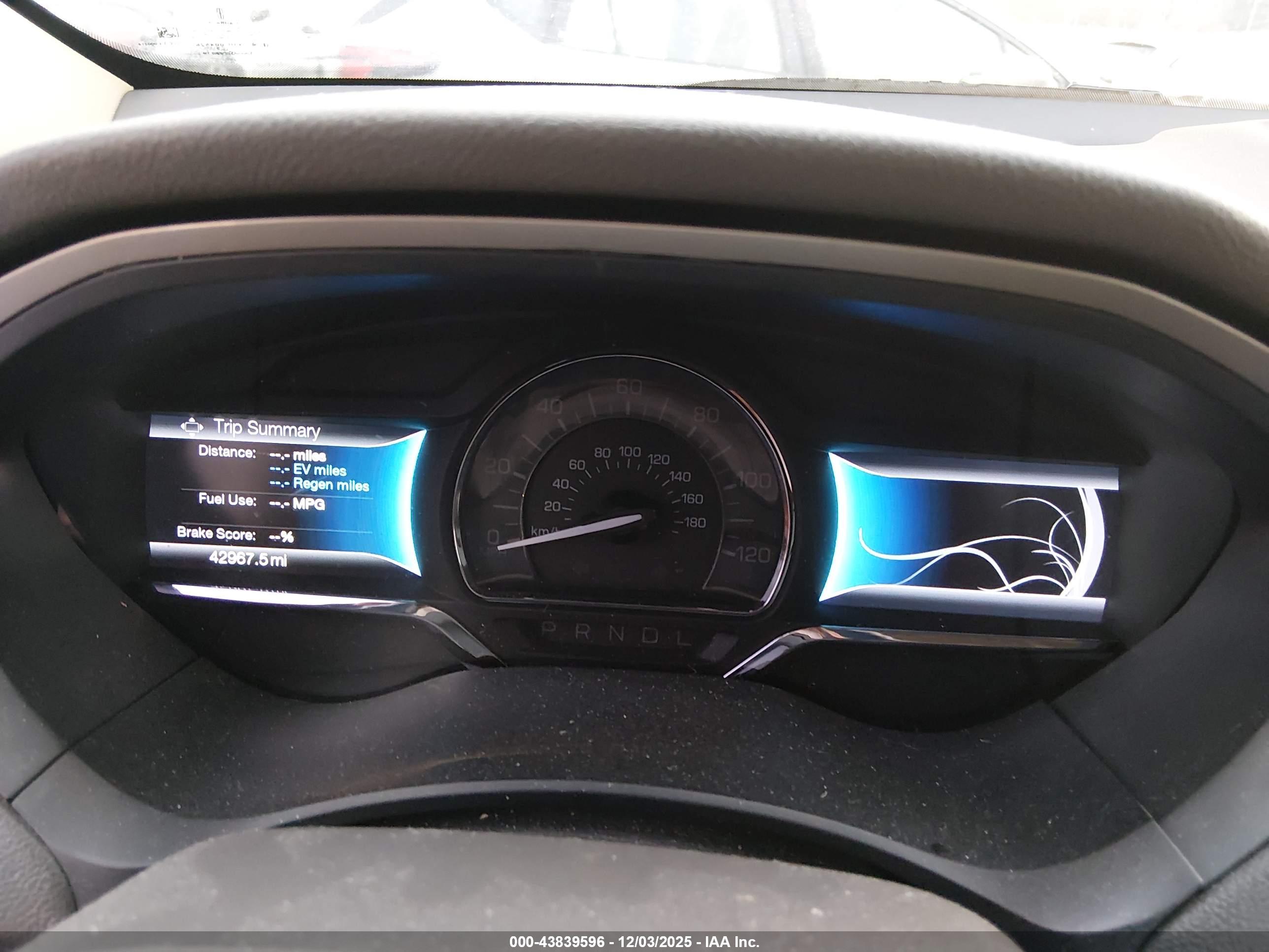 LINCOLN MKZ image 7
